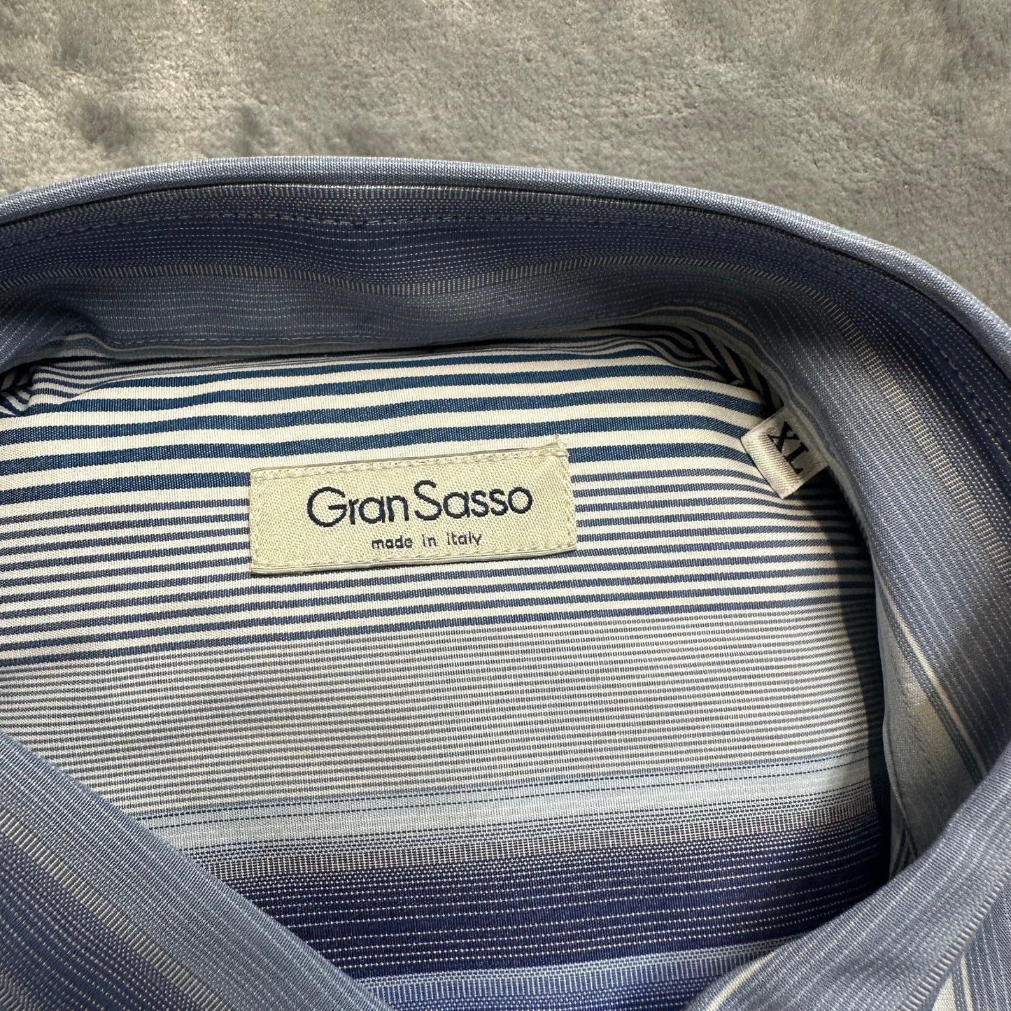New Gran Sasso Button Up Dress Shirt Men's Size XL Blue Gray Striped