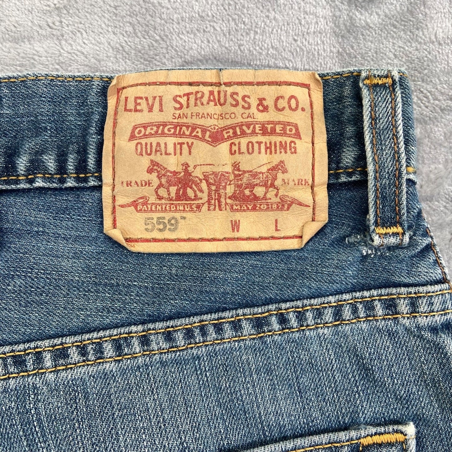 Levi's Men's 559 Relaxed Straight Jeans Size 48x32 Blue