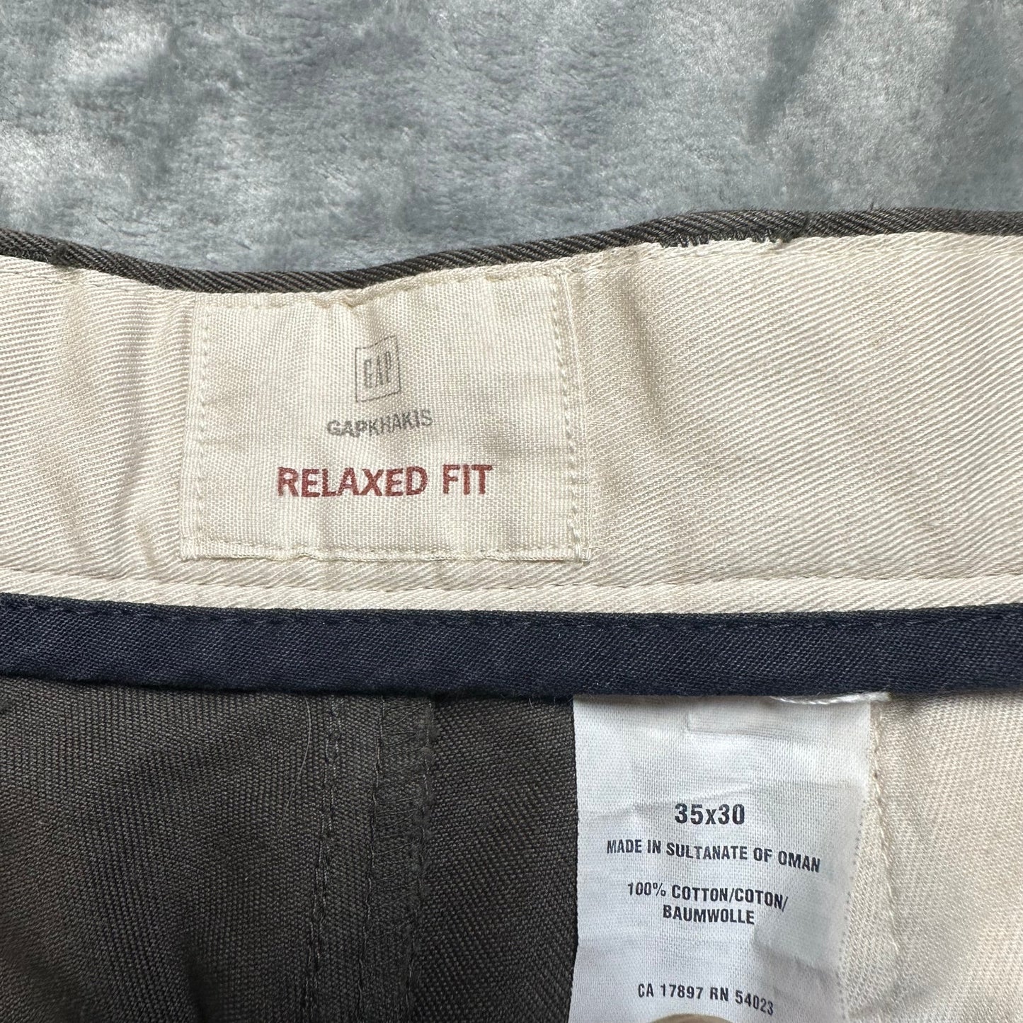 Gap Khakis Relaxed Formal Fit Pants Men's Size 35x30 Brown