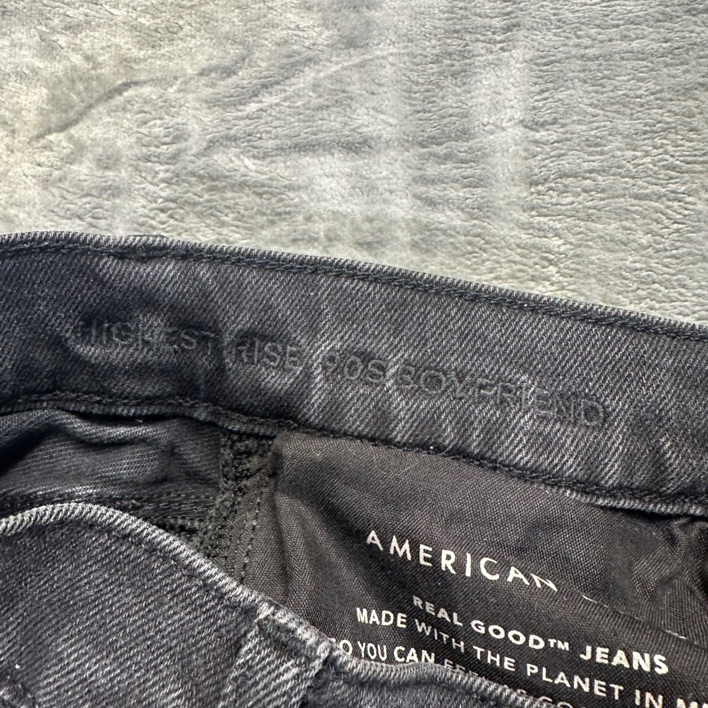 American Eagle Women's Highest Rise 90s Boyfriend Jeans Size 4 Black #534424