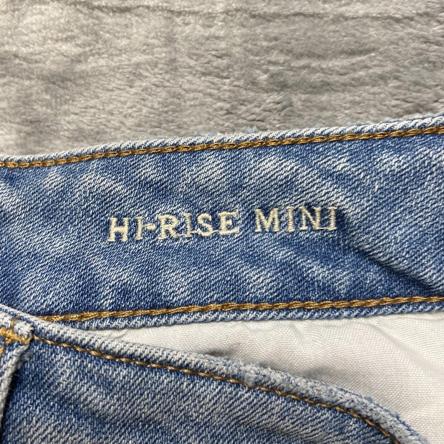 American Eagle Distressed Hi Rise Mini Skirt Women Size 2 R Blue Denim