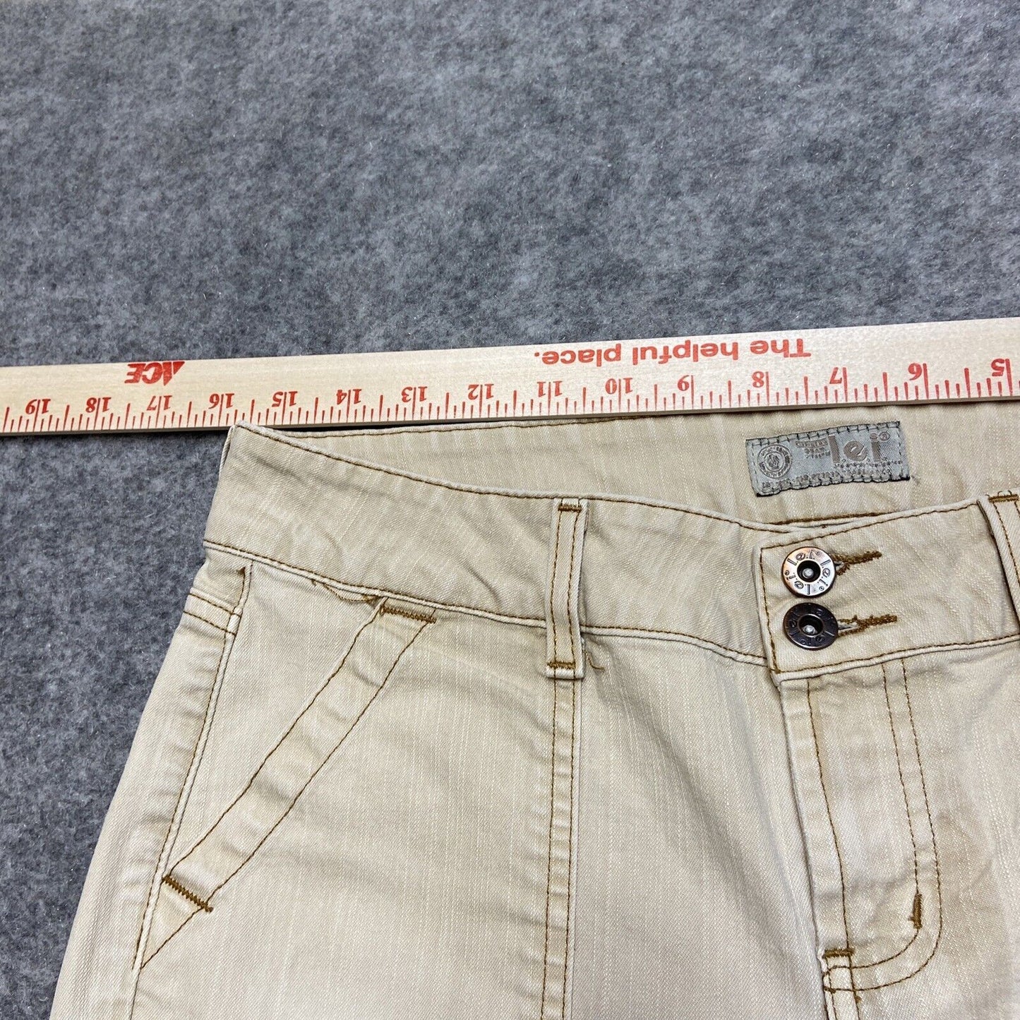 LEI Flared Bell Bottom Cargo Jeans Women's Size 13 Creme Beige Denim *Stain*