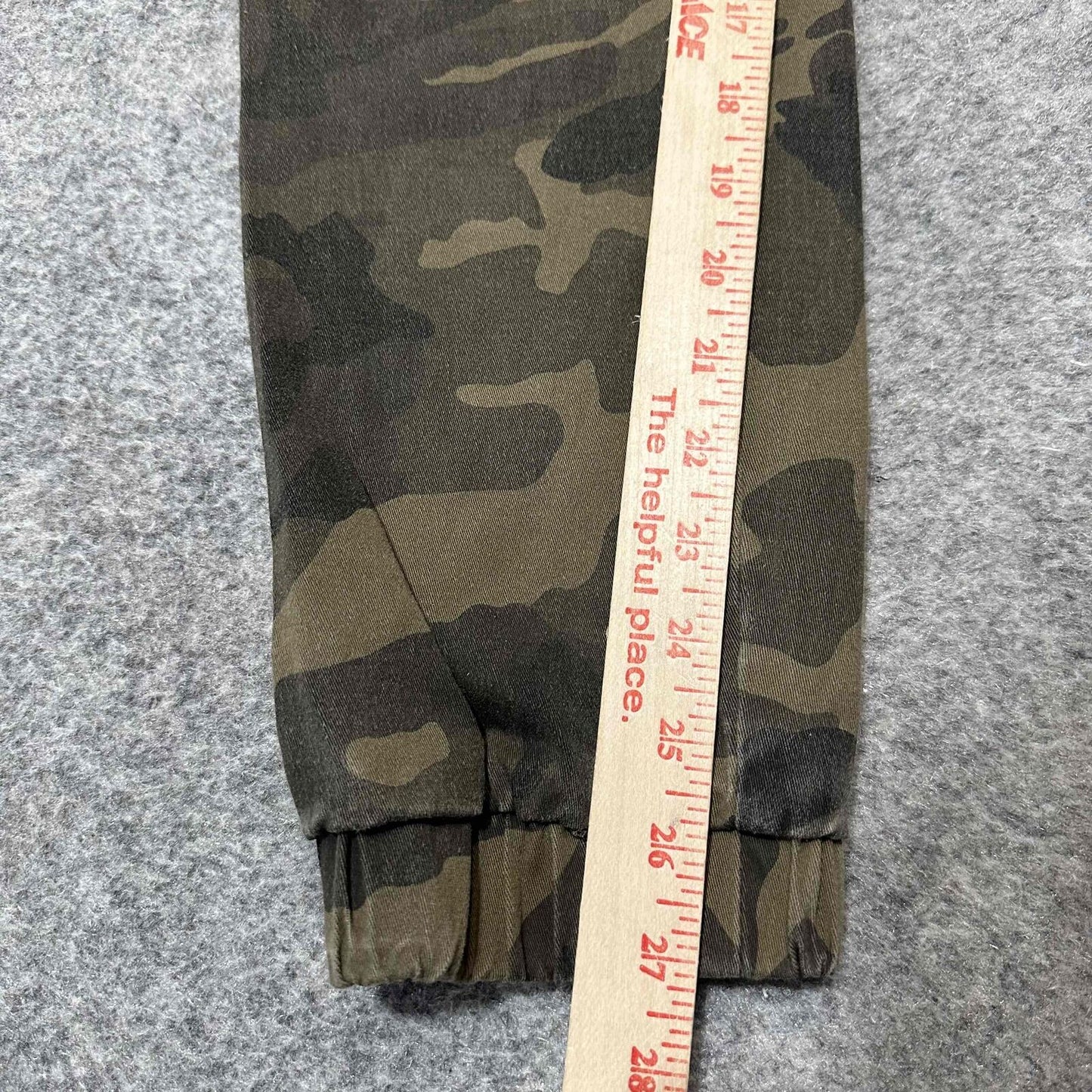 American Bazi Women's Cargo Joggers Size Medium Green Camo Dark Wash