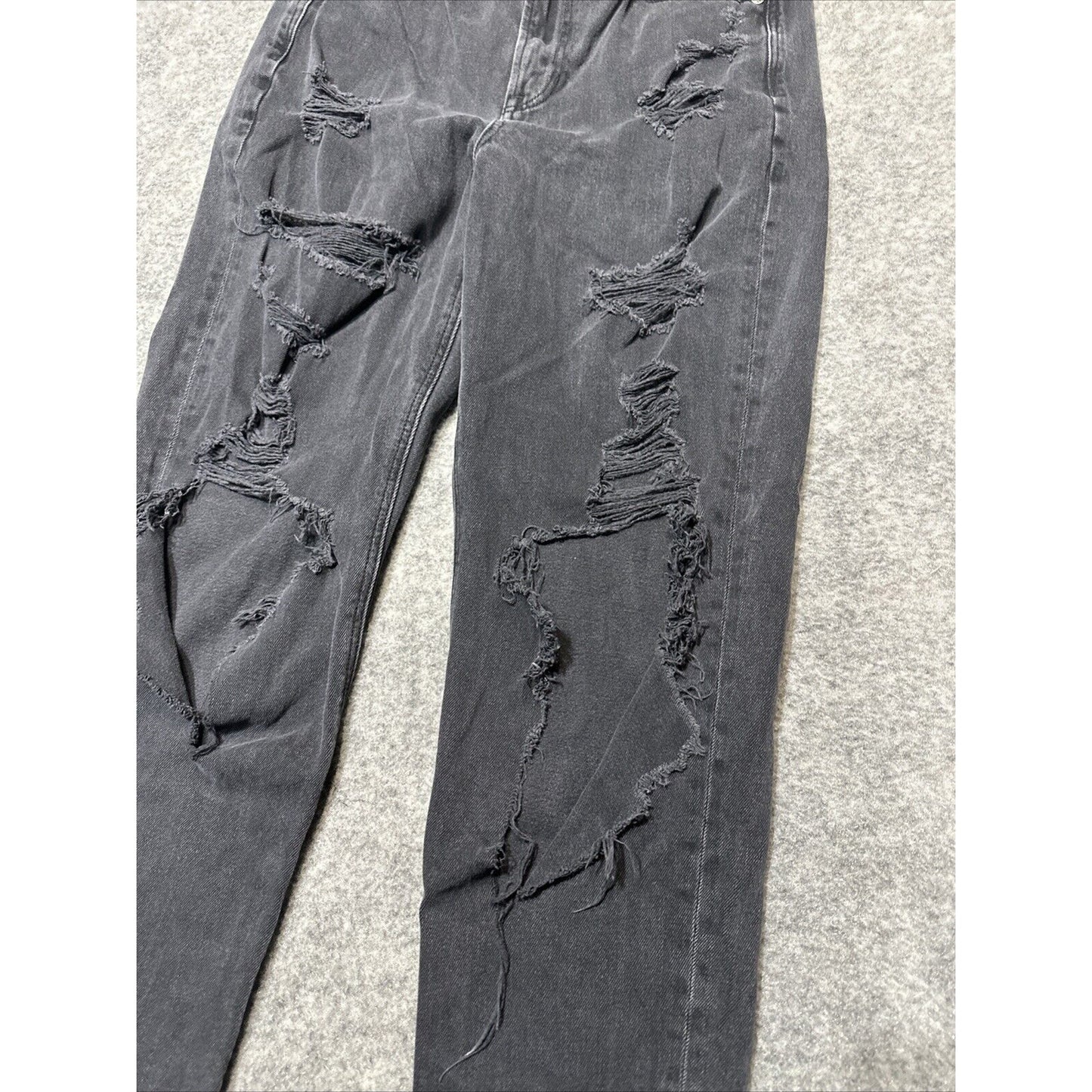 American Eagle Comfort Stretch Waistband Women's Distressed Mom Jeans Sz 6 Black