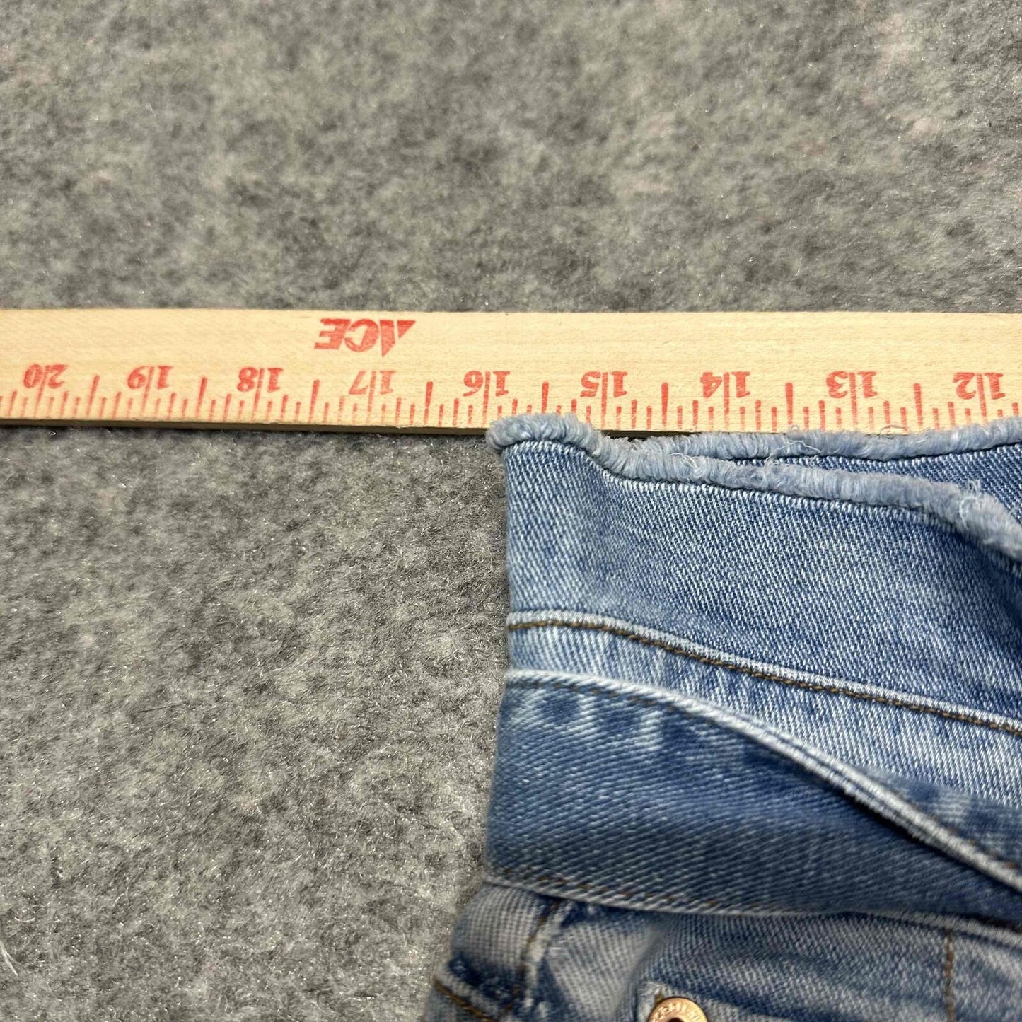 NEW 7 For All Mankind Women's Skinny Belted Jeans Size 32 Blue Light Wash
