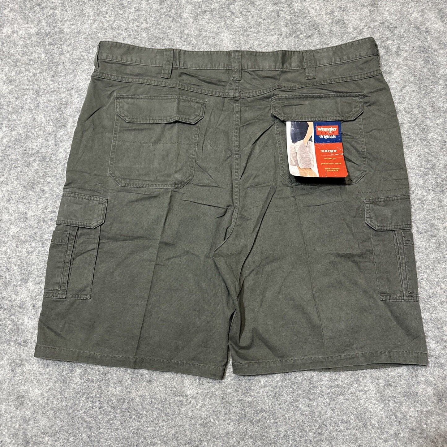 New Wrangler Hero Originals Men's Loose Fit Twill Cargo Shorts Size 46 Green