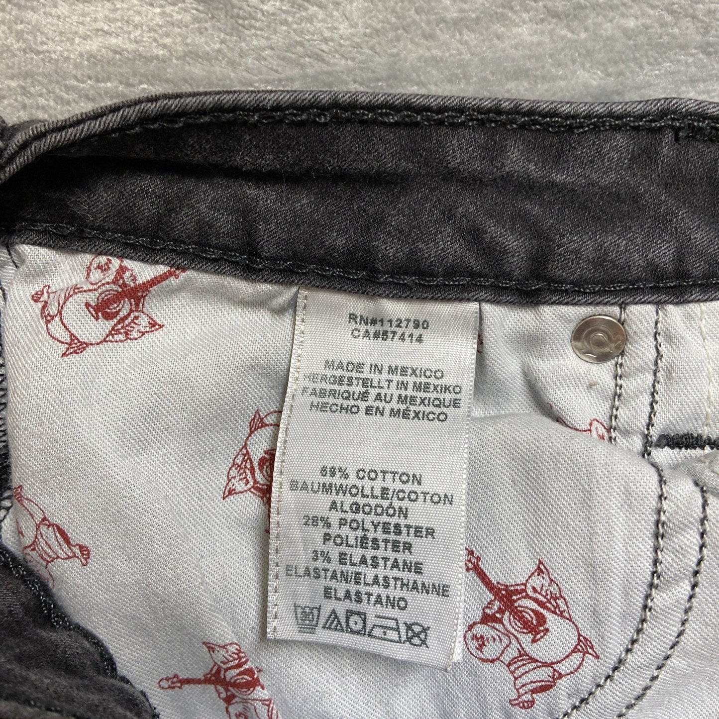 True Religion Skinny Jeans Women’s Size 31 Black Denim *Stretch Marks*