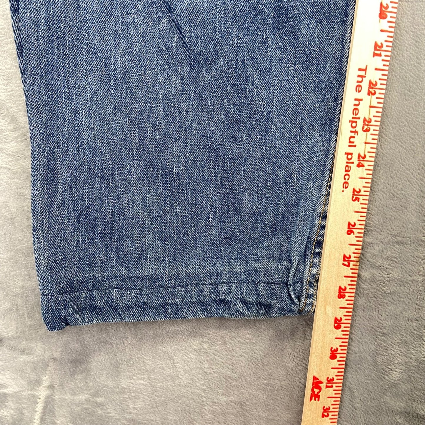 Levi's Men's 550 Relaxed Fit Straight Jeans 38x34 Blue