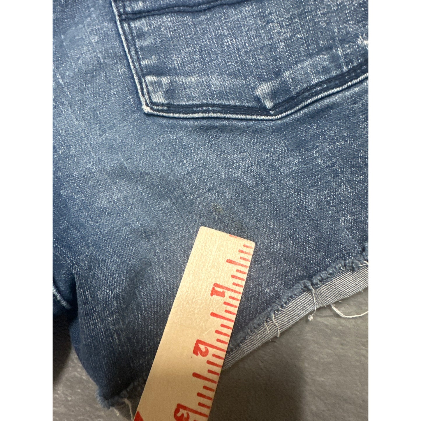 American Eagle Super Stretch Cut Off Shorts Women’s Size 6 Blue Denim