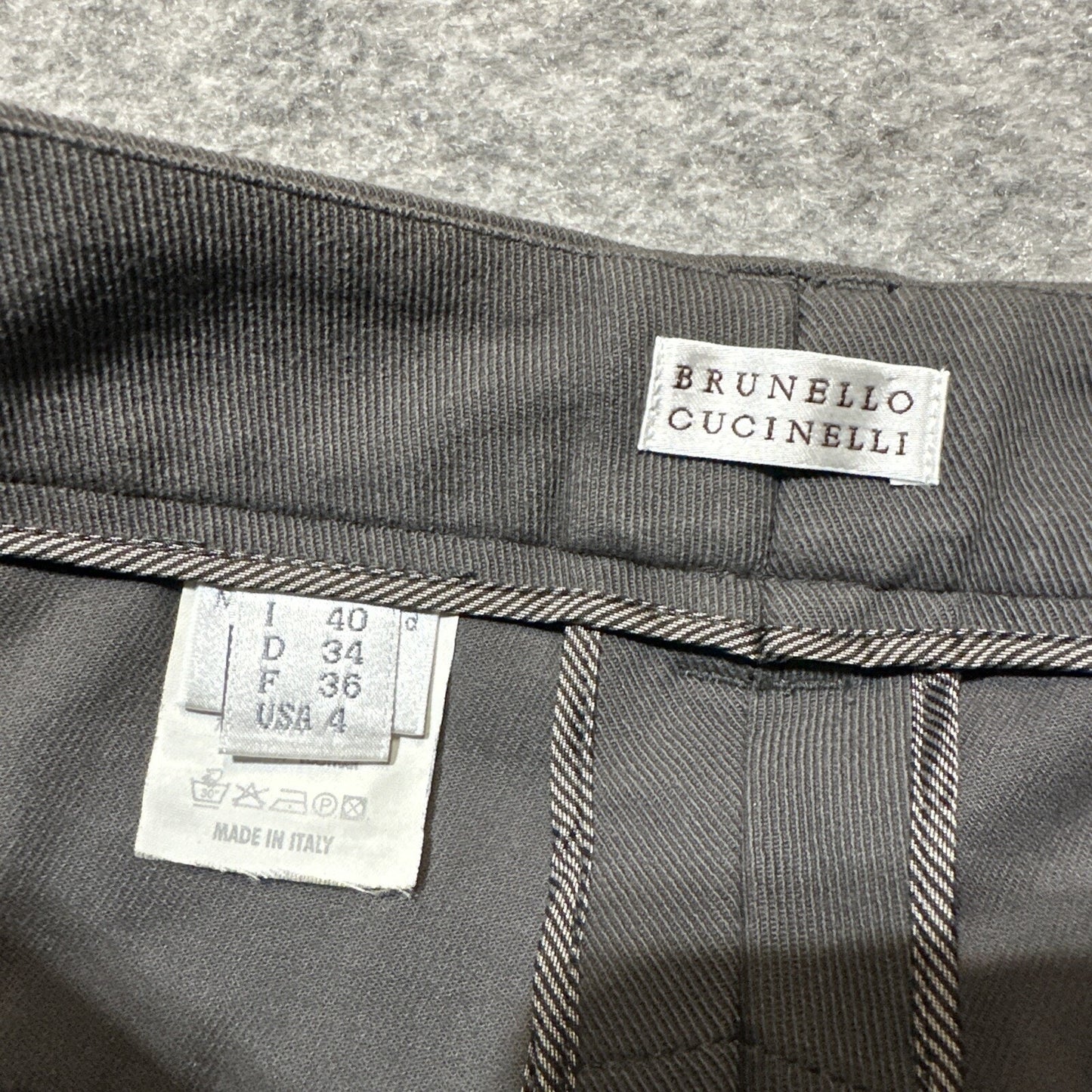 GUNEX by BRUNELLO CUCINELLI Women’s Chinos Size 4 Gray Dark Wash Pleated Pants