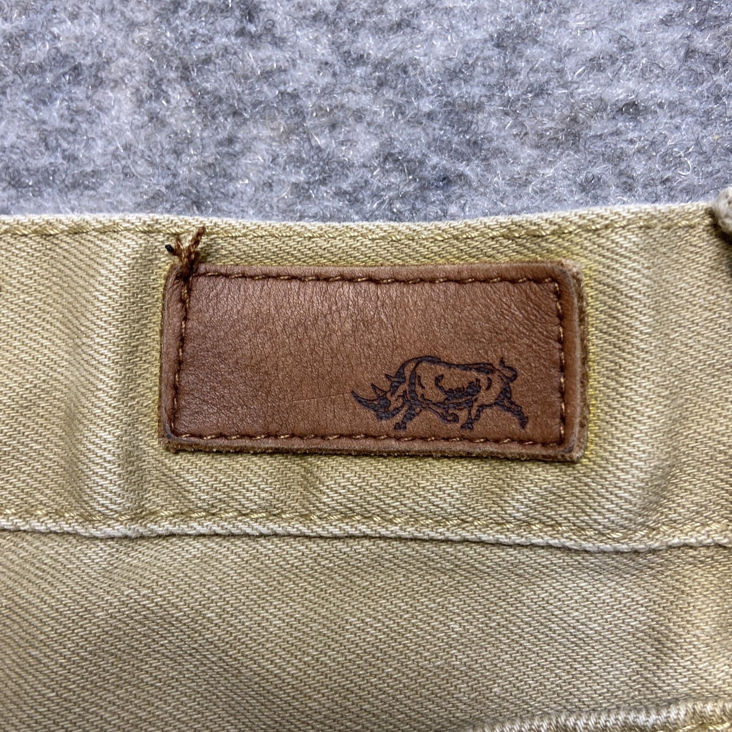 Ecko Unltd Chino Shorts Men's Size 30 Beige