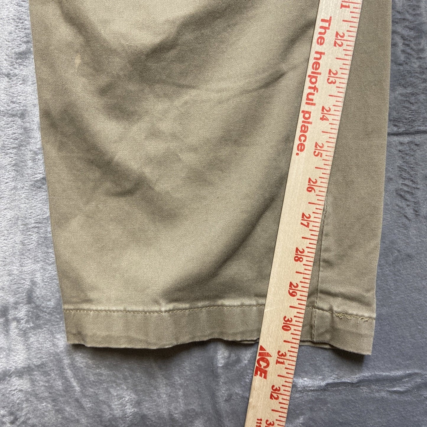 Wrangler Pleated Chino Pants Men's Size 44x32 Brown