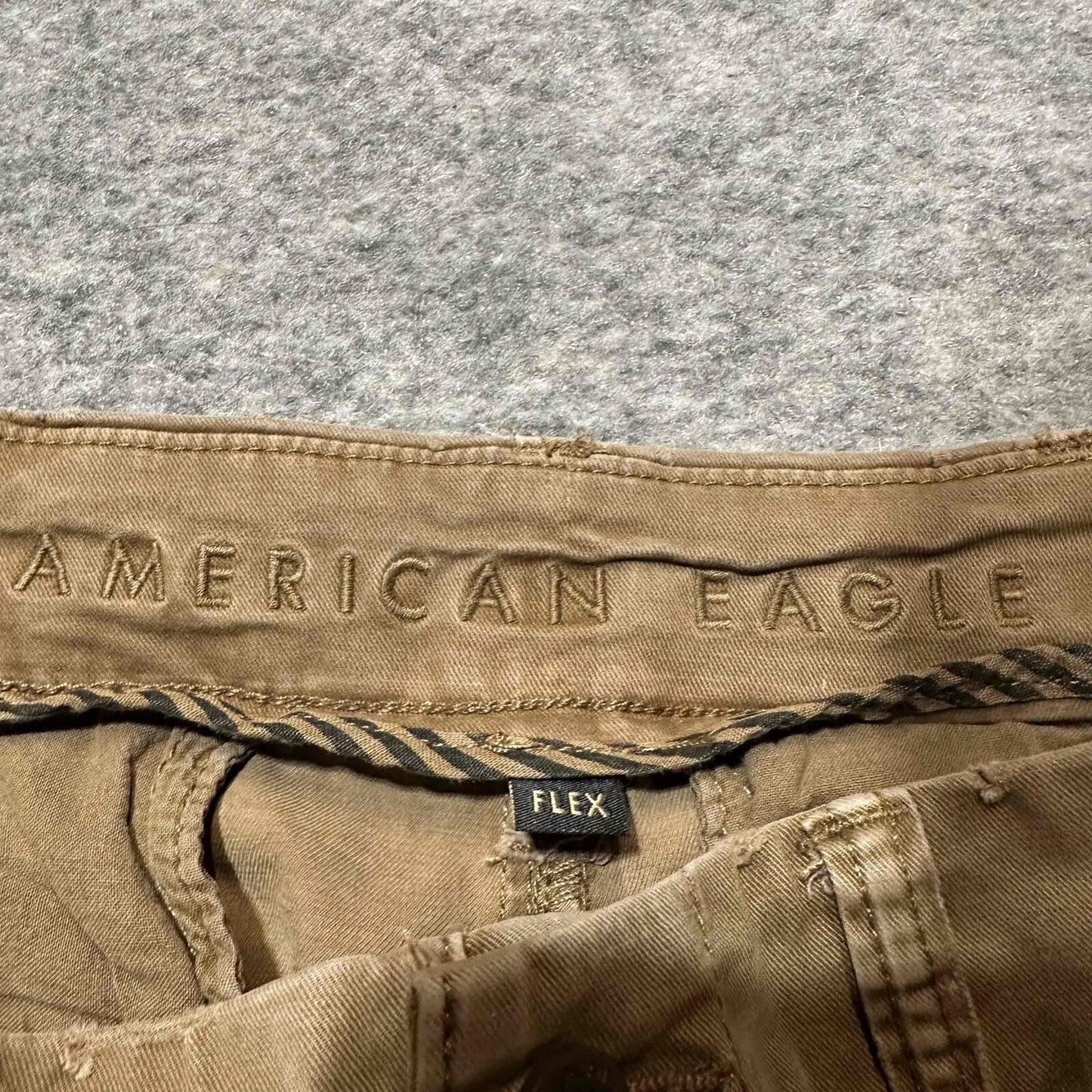 American Eagle Men's Chino Pants Size 29x32 Beige Medium Wash