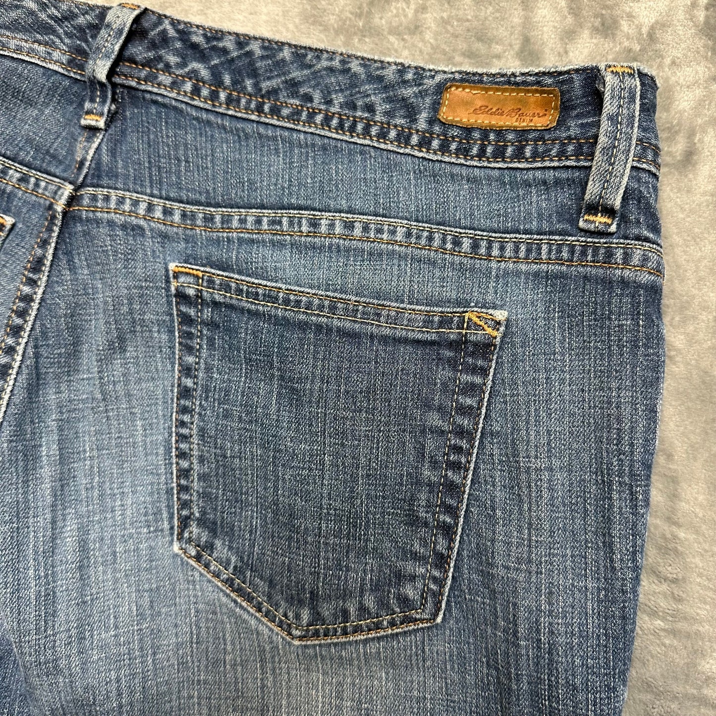 Vintage Eddie Bauer Bootcut Jeans Women’s Size 14R Dark Blue Denim