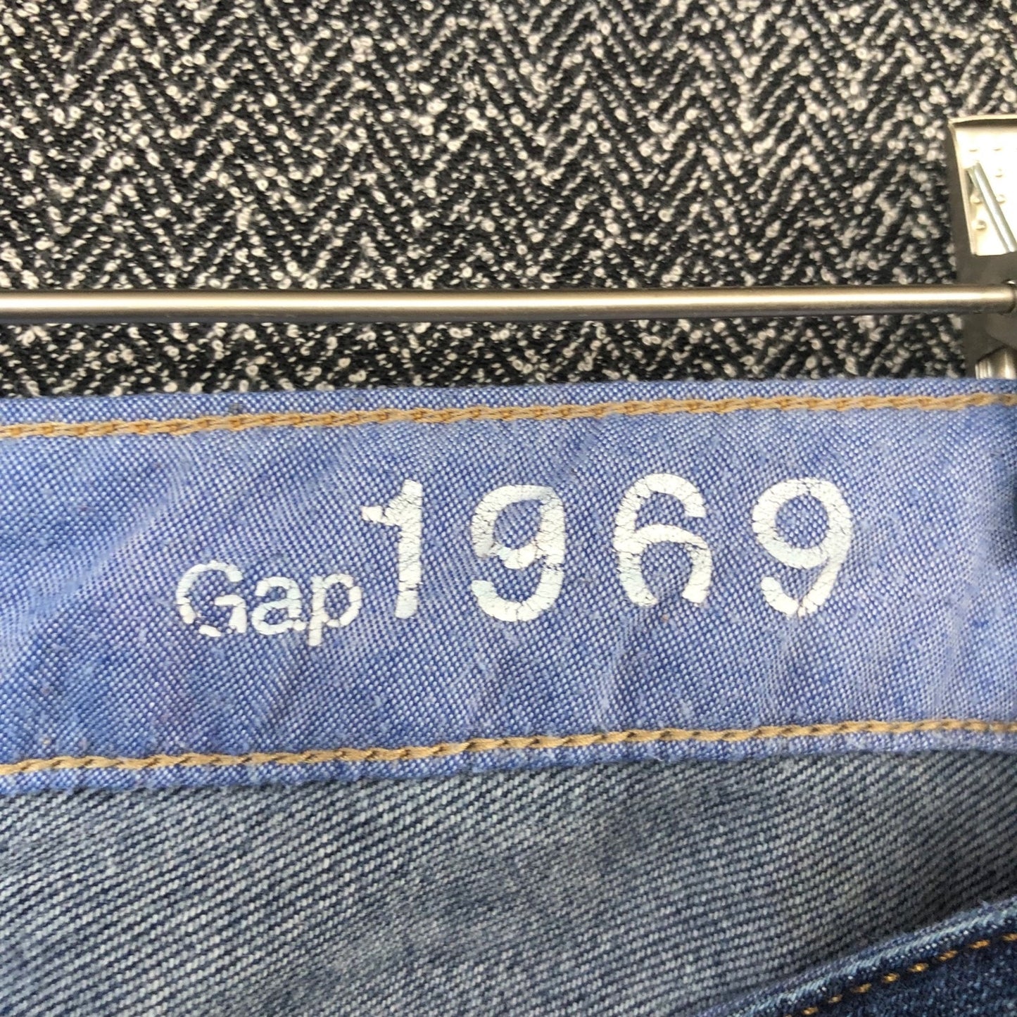 Gap 1969 Women's Long & Lean Straight Jeans Size 31/12R Dark Wash