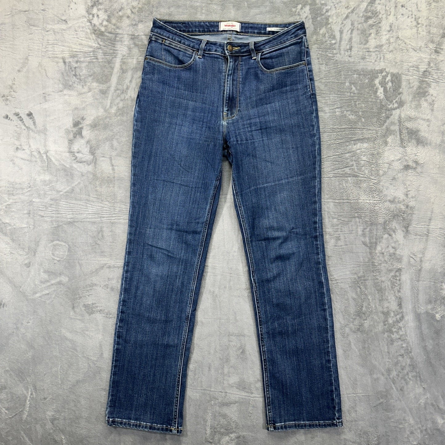 Wrangler High Rise True Straight Jeans Women's Size 32M Blue Denim