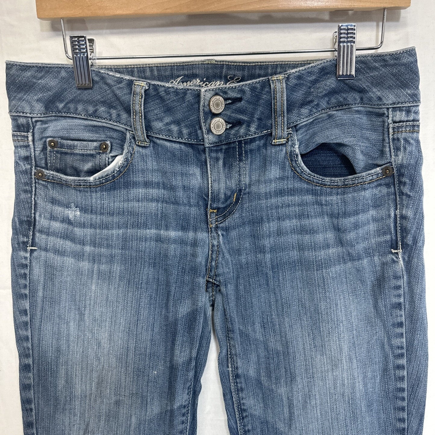 American Eagle Artist Jeans Women's 4 Blue Stretch Flare Low Rise Distressed