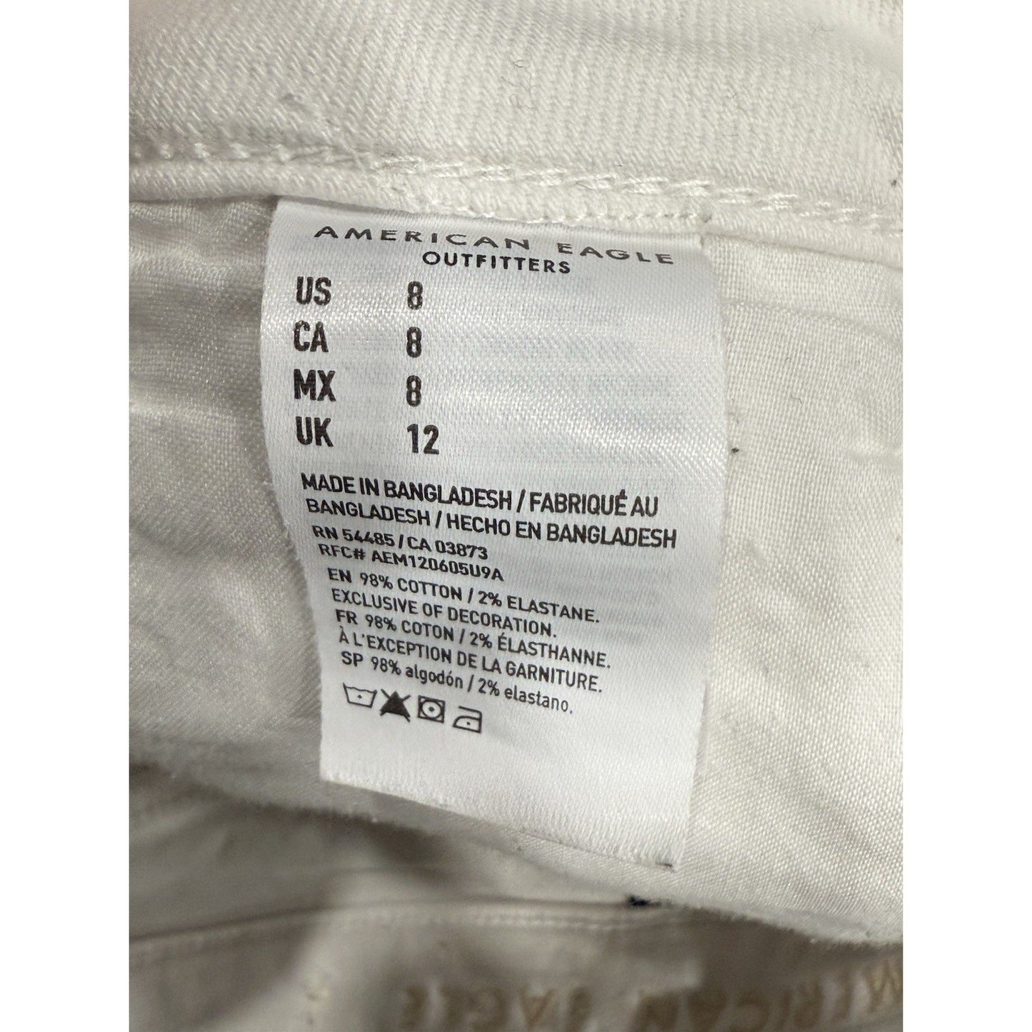 American Eagle Mom Short White Cutoff Size 8