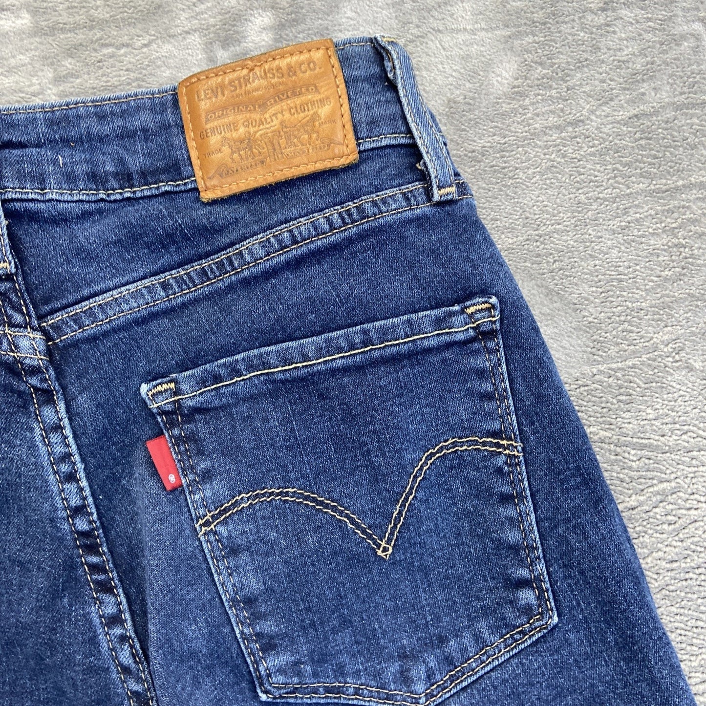 Levi's Distressed 721 Skinny Jeans Women’s 30x30 Blue Denim