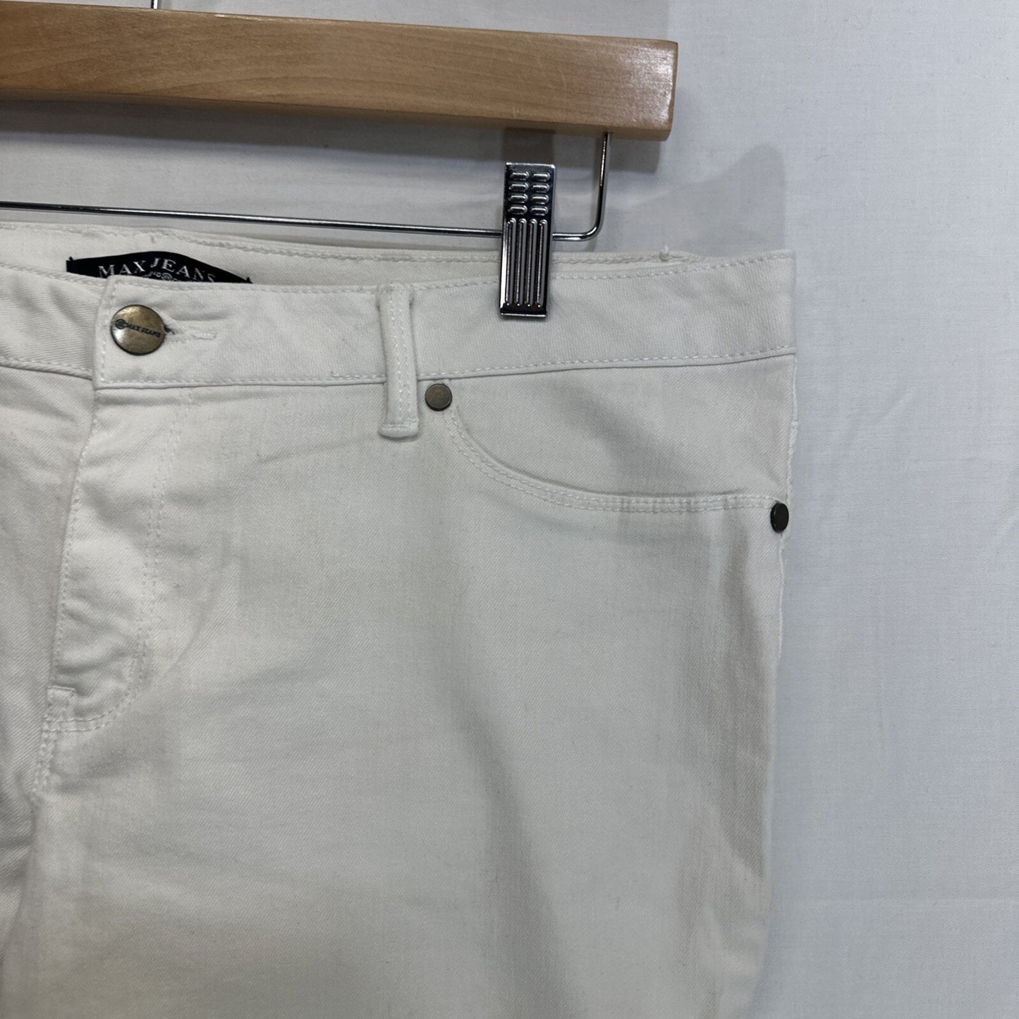 Max Jeans Women's Size 12 White Crop Denim Mid Rise Cuffed Stretch Jeans