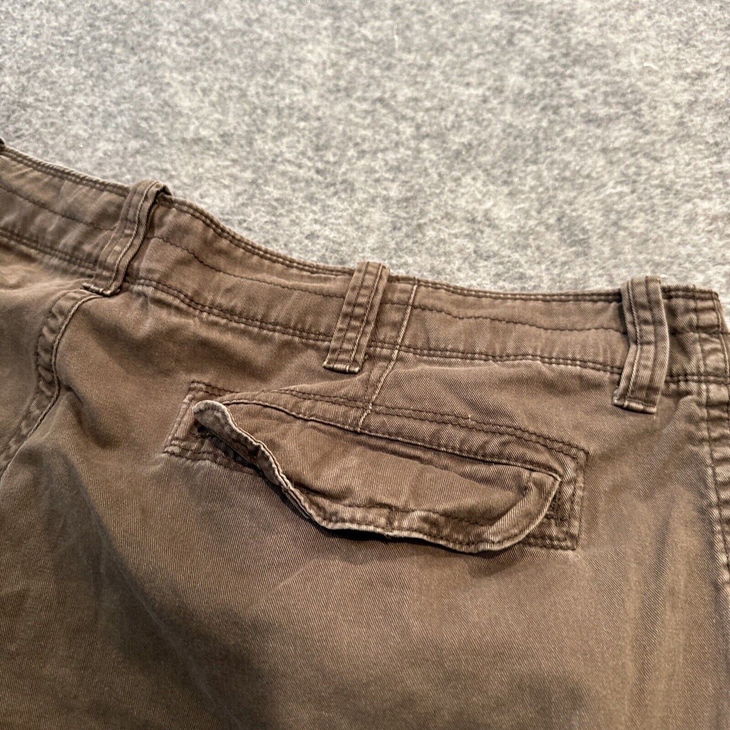 The Foundry Men's Cargo Shorts Size 44 Brown Dark Wash Shorts
