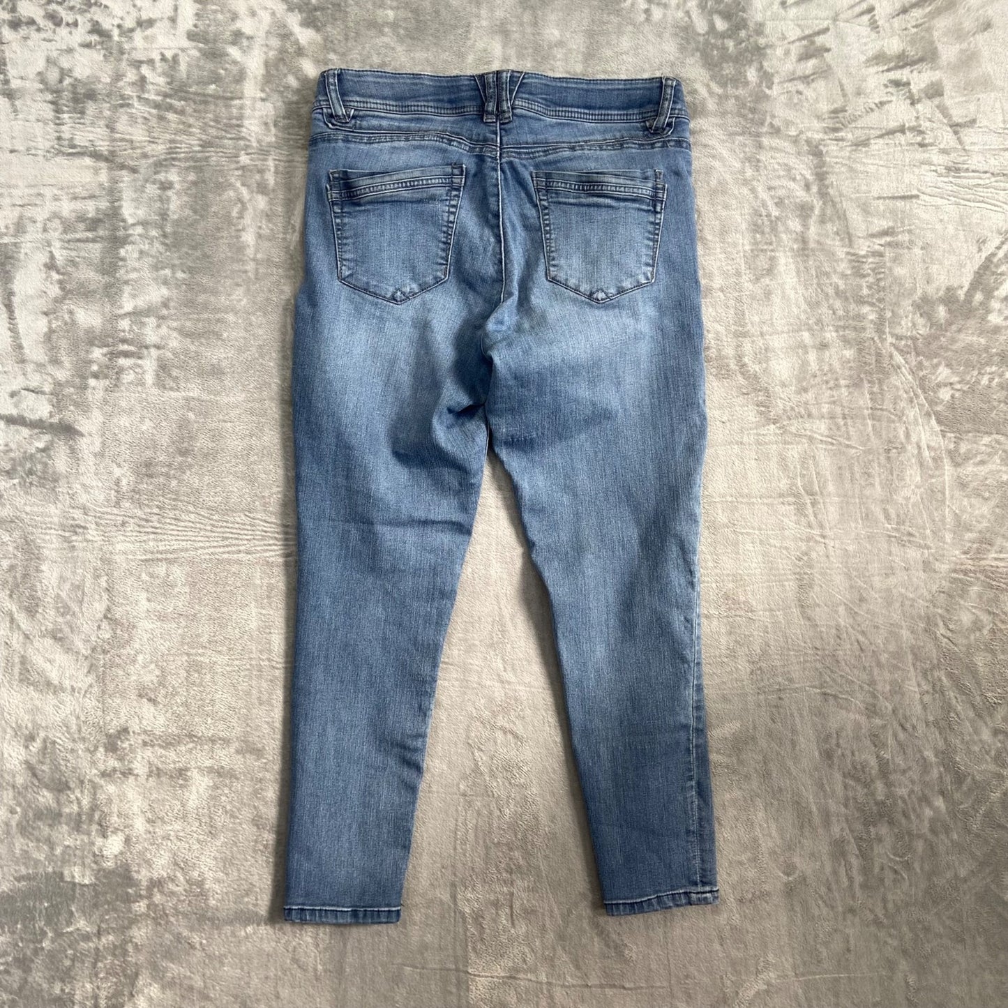 Democracy Women's Skinny Jeans Size 10 Blue Distressed