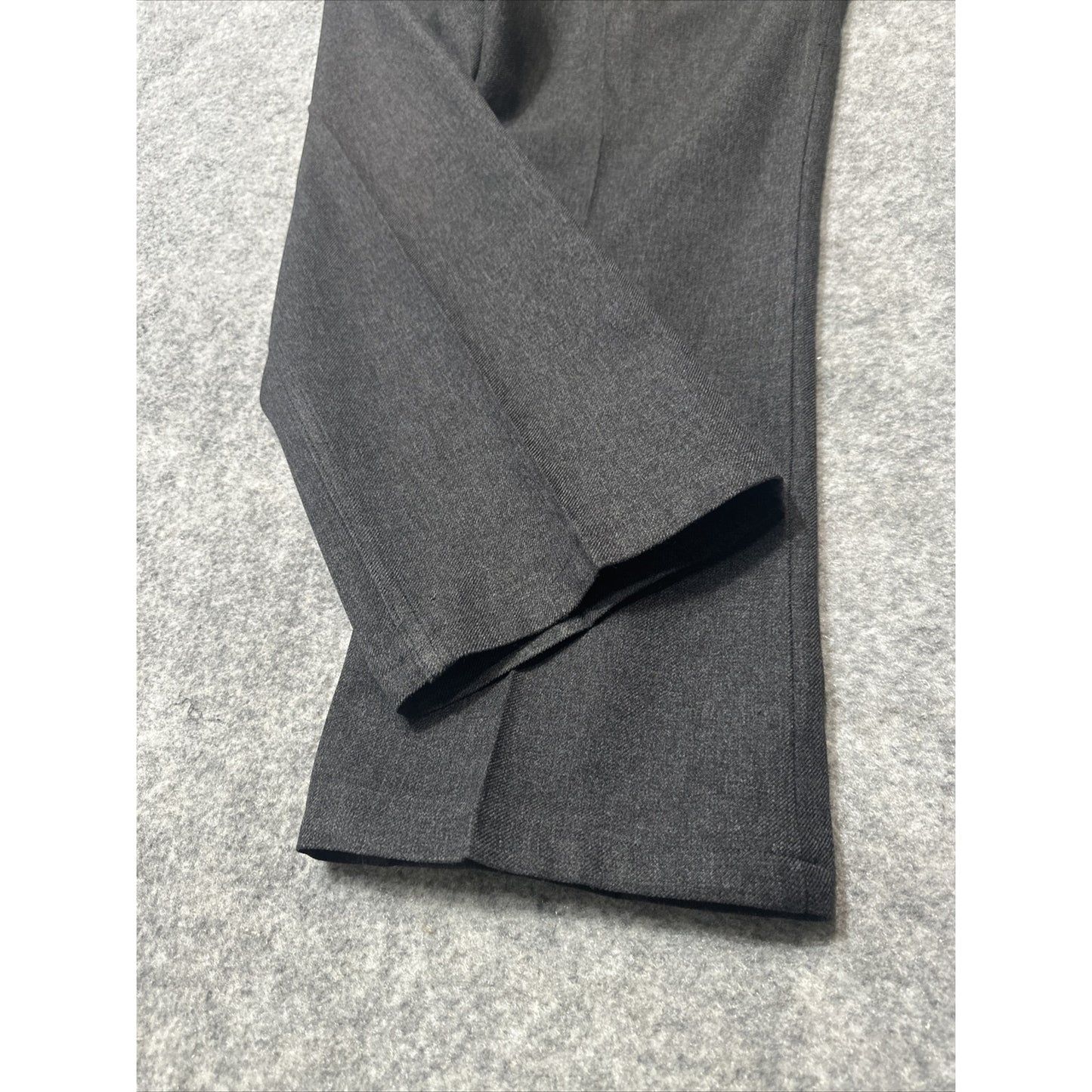 Wrangler 82HK Dress Pants Men's Size 38x29 Black Cotton Pants