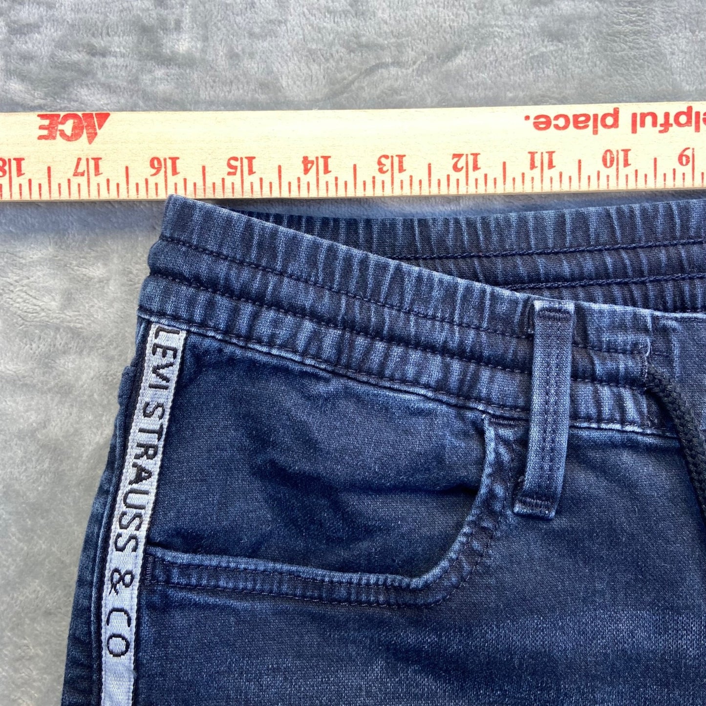 Levi's Men's Skinny Jeans Size 34 Blue Dark Wash