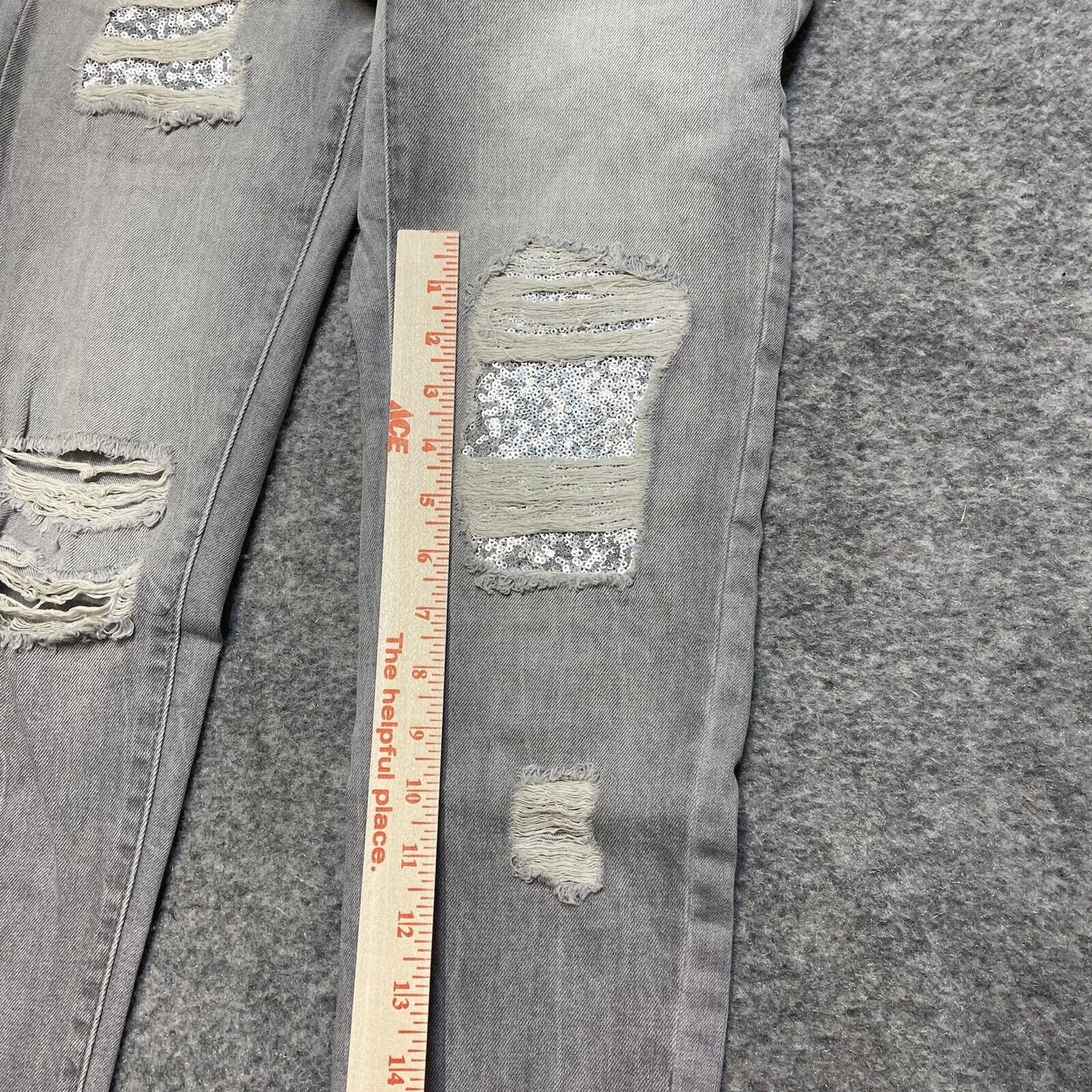 Juicy Couture Distressed Skinny Jeans Women's Size 28 Gray Sequin Embellished