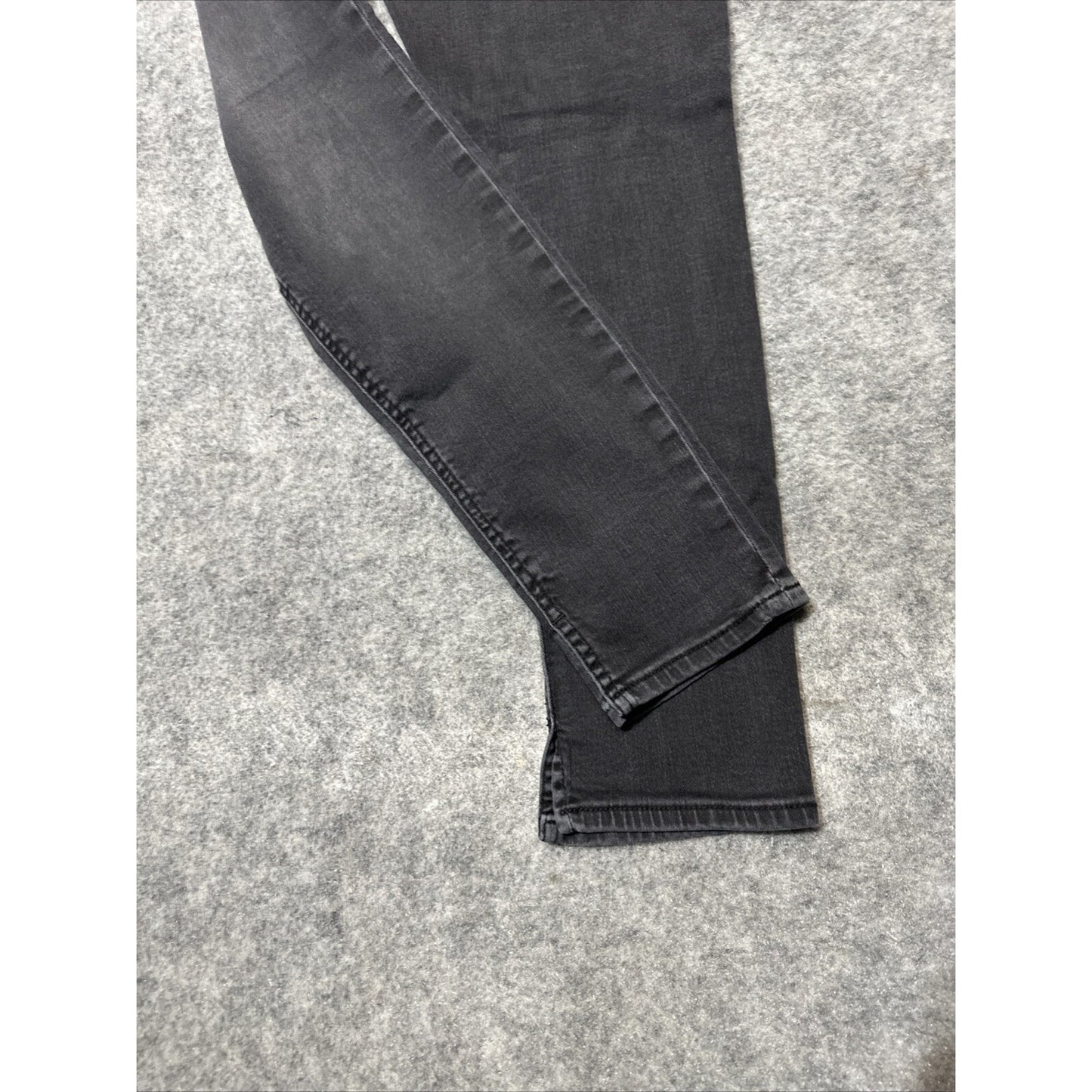 KUT From The Kloth Women's Distressed Skinny Jeans Size 8 Black Dark Wash Denim