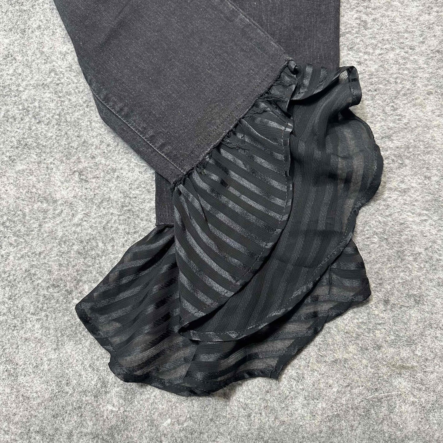 Paige Hoxton Straight Ankle Women's Ruffled Hem Flared Jeans Size 26P Black