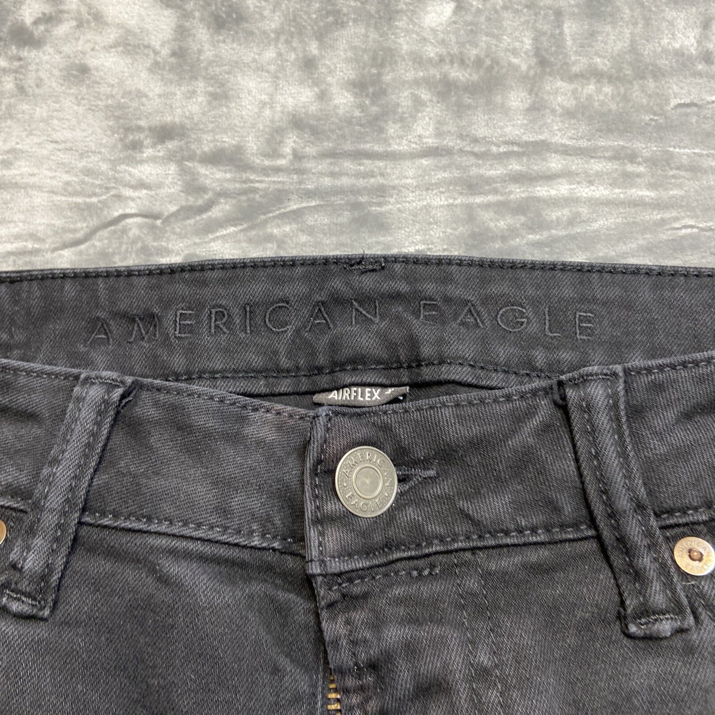 American Eagle Airflex+ Distressed Slim Jeans Men’s size 32x34 Black Denim