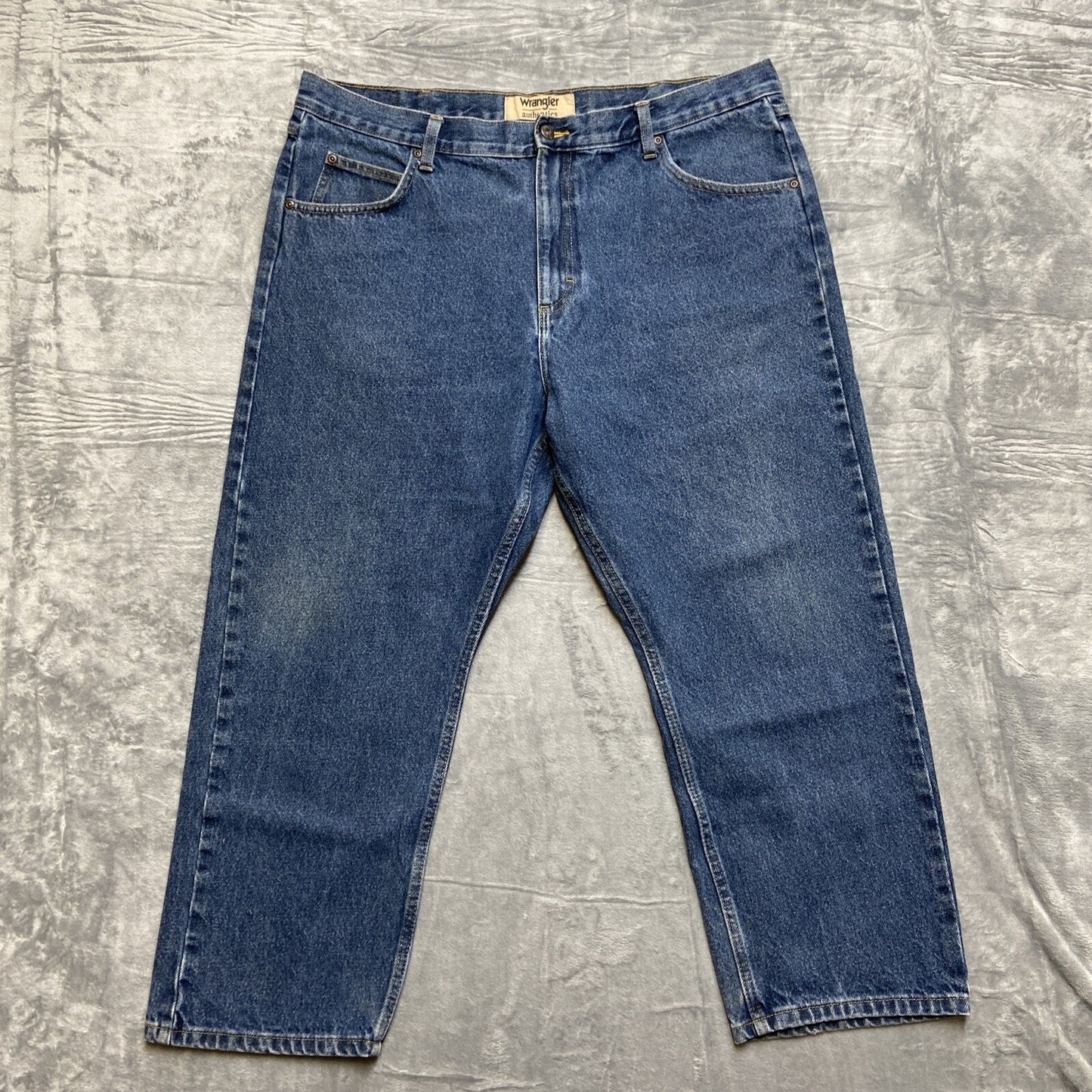 Wrangler Authentics Straight Jeans Men’s Size 40x27 Blue Denim