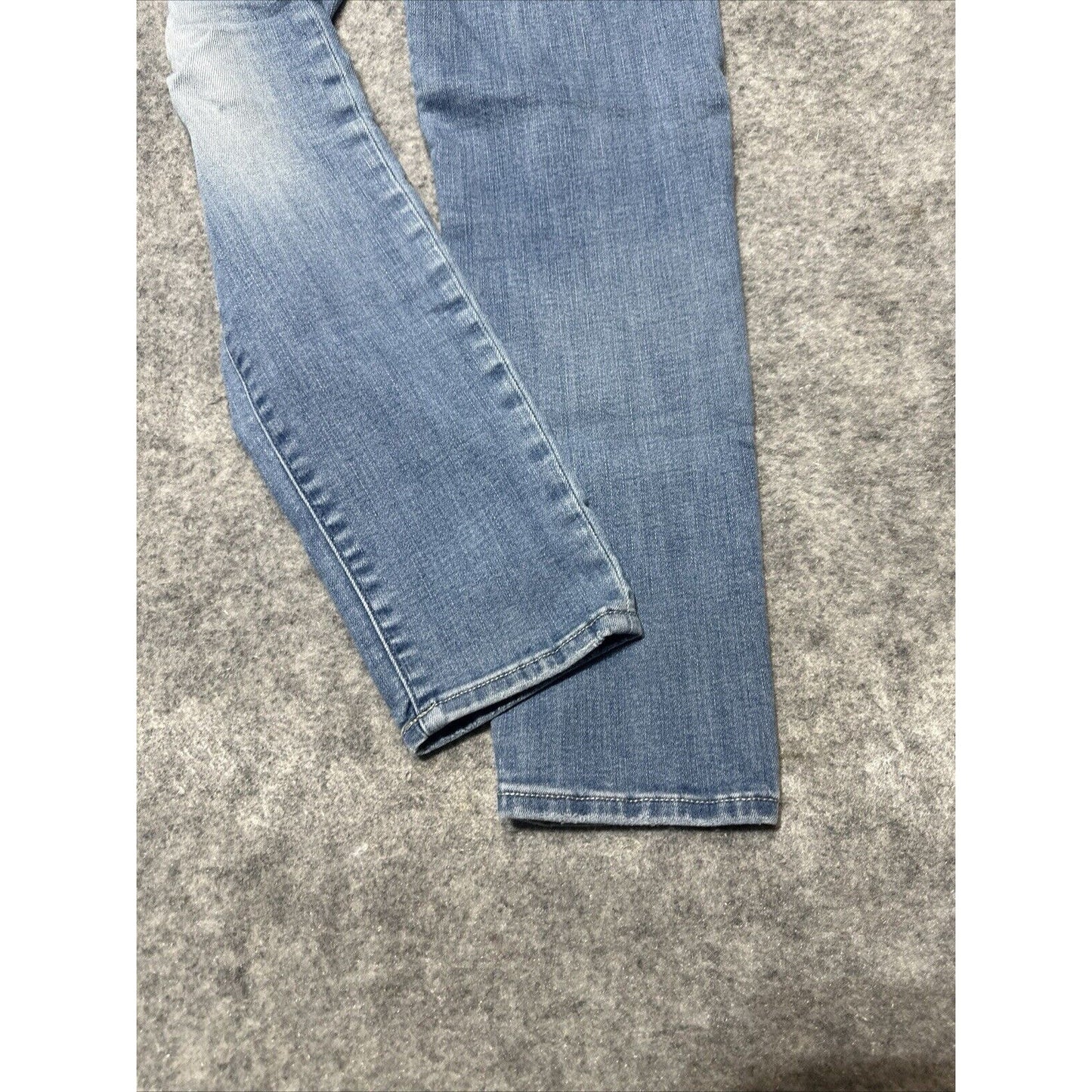 American Eagle Next Level Stretch Women's Skinny Jeans Size 2 Blue Light Wash