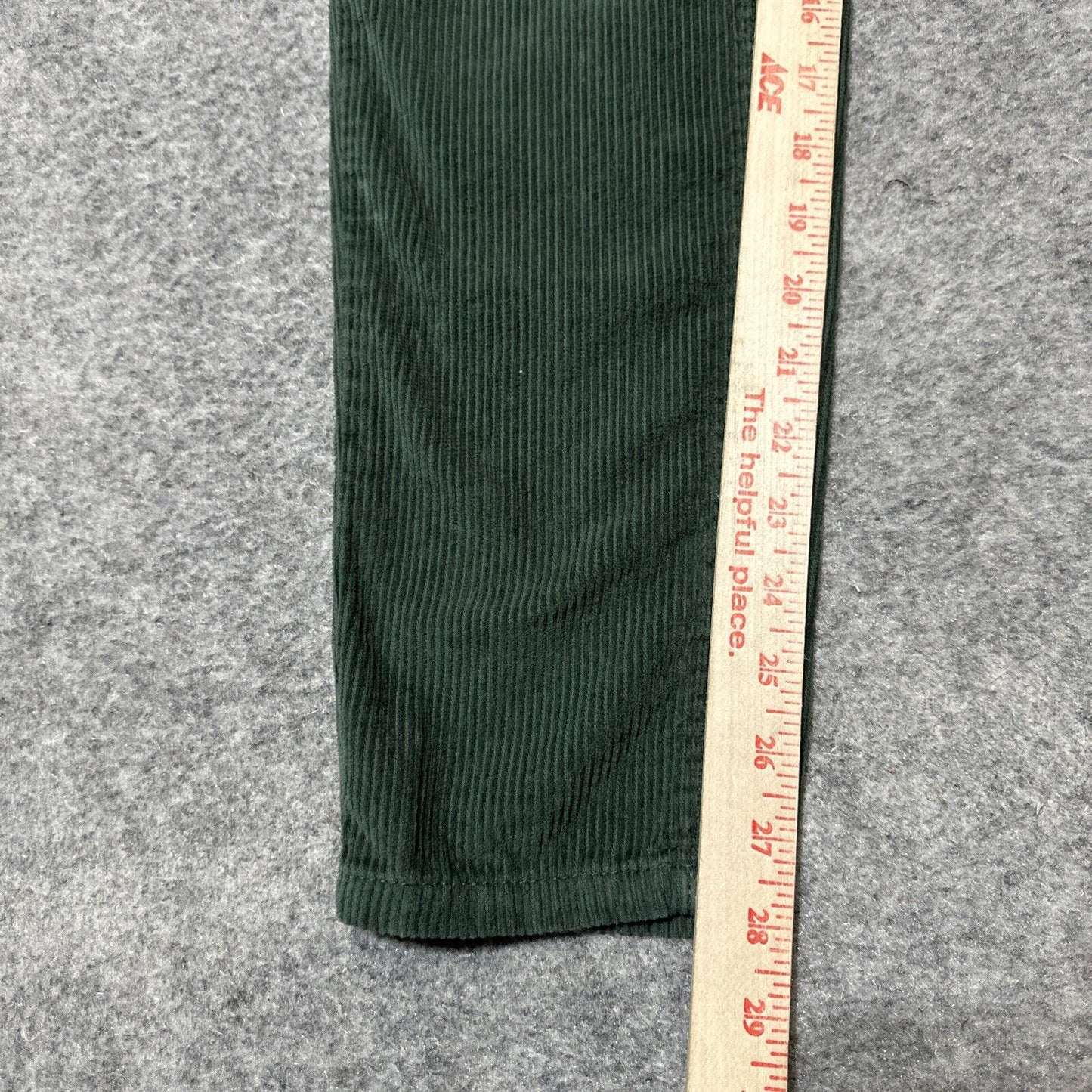 BDG Urban Outfitters Women's Corduroy High Rise Mom Jeans Size 25 Green Denim
