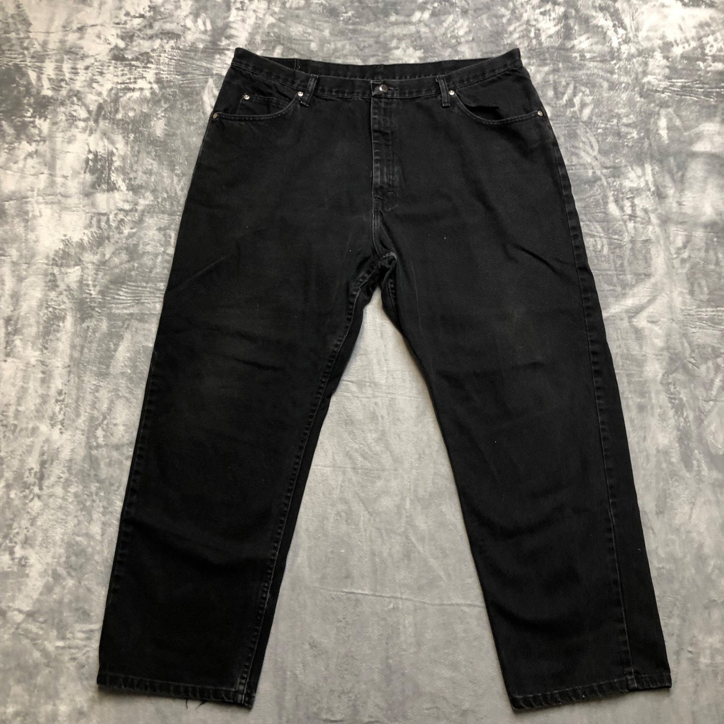 Wholesale Lot of 2 Wrangler Work Jeans Men's Size 42x30 Blue Black Grade A / B