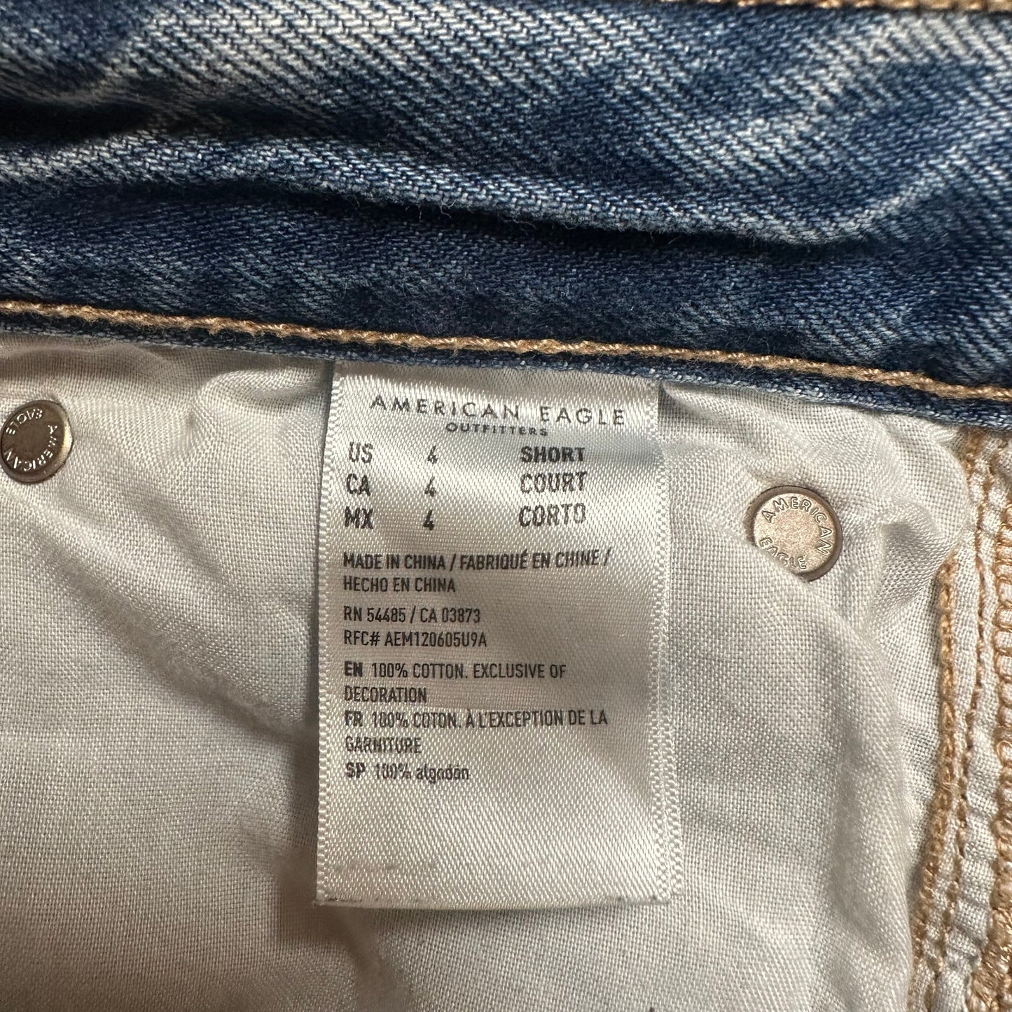 American Eagle Distressed 90s Boyfriend Jeans Women’s 4 Short Blue Denim