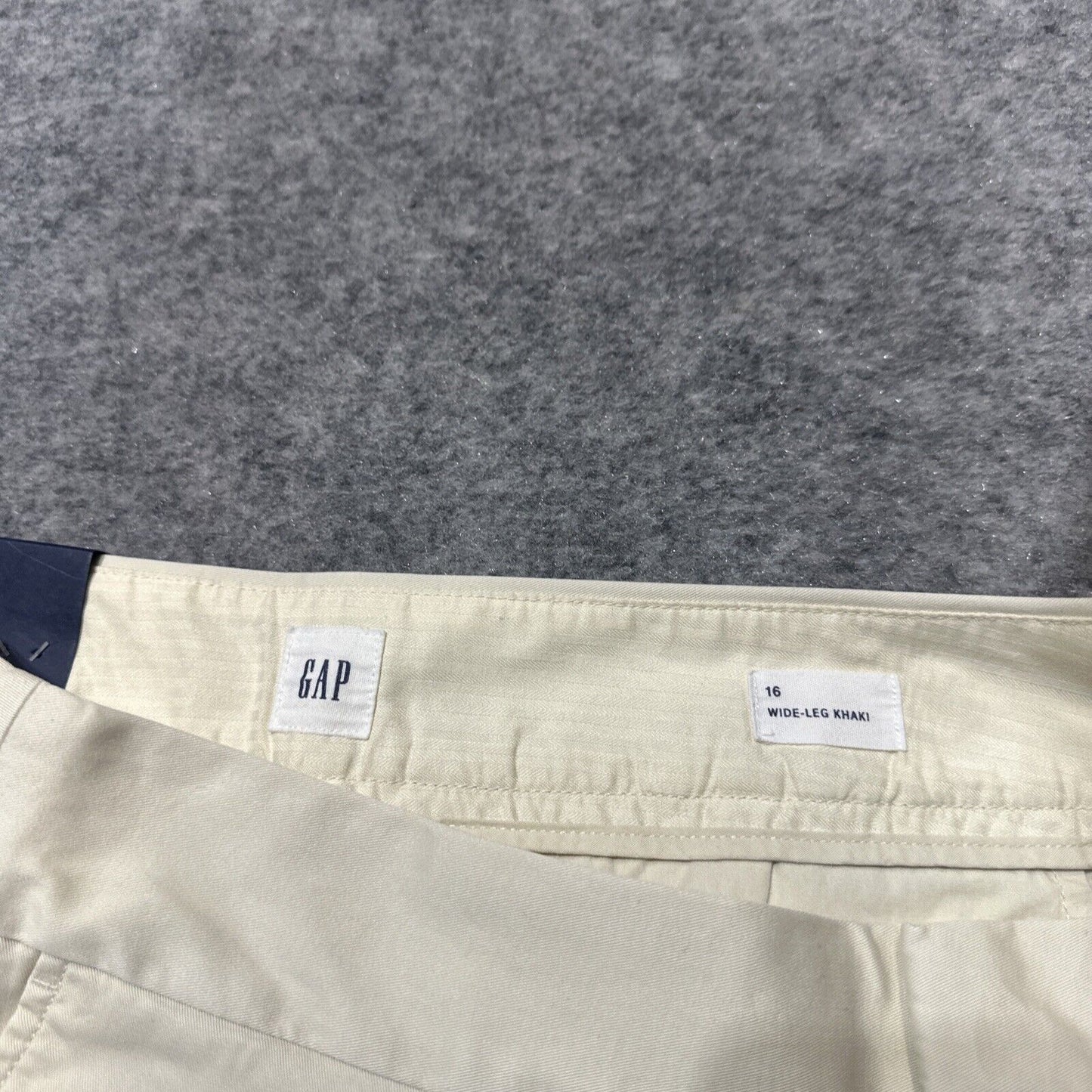 New Gap High Rise Pleated Wide Leg Khaki Women's Pants Size 16 Beige Light Wash