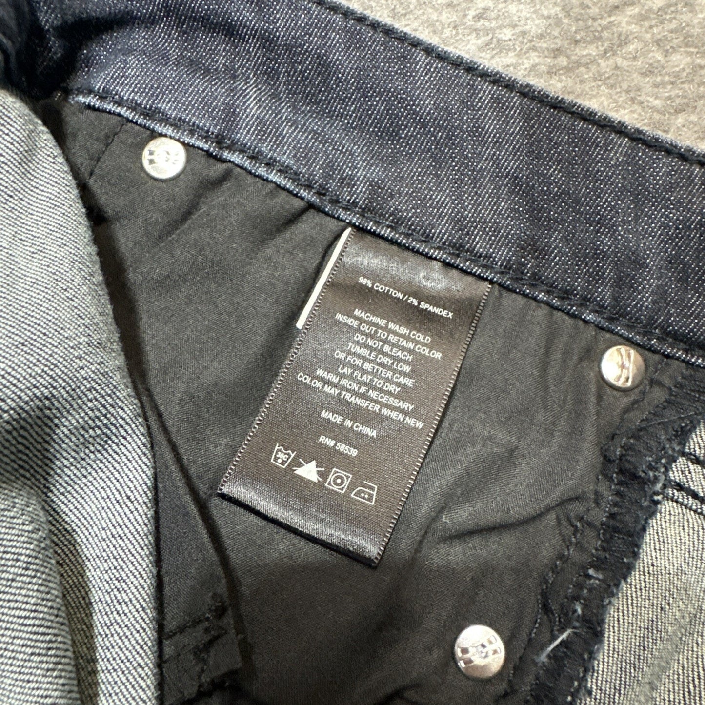 KUT From The Kloth Women's Bermuda Jean Shorts Size 12P Petite Blue Dark