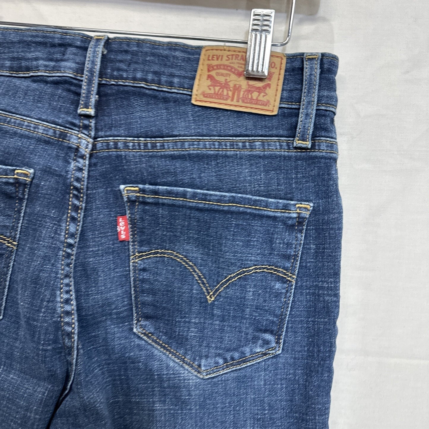Levi's 721 Jeans Womens Size 28 High Rise Skinny Blue Dark Wash Distressed Crop