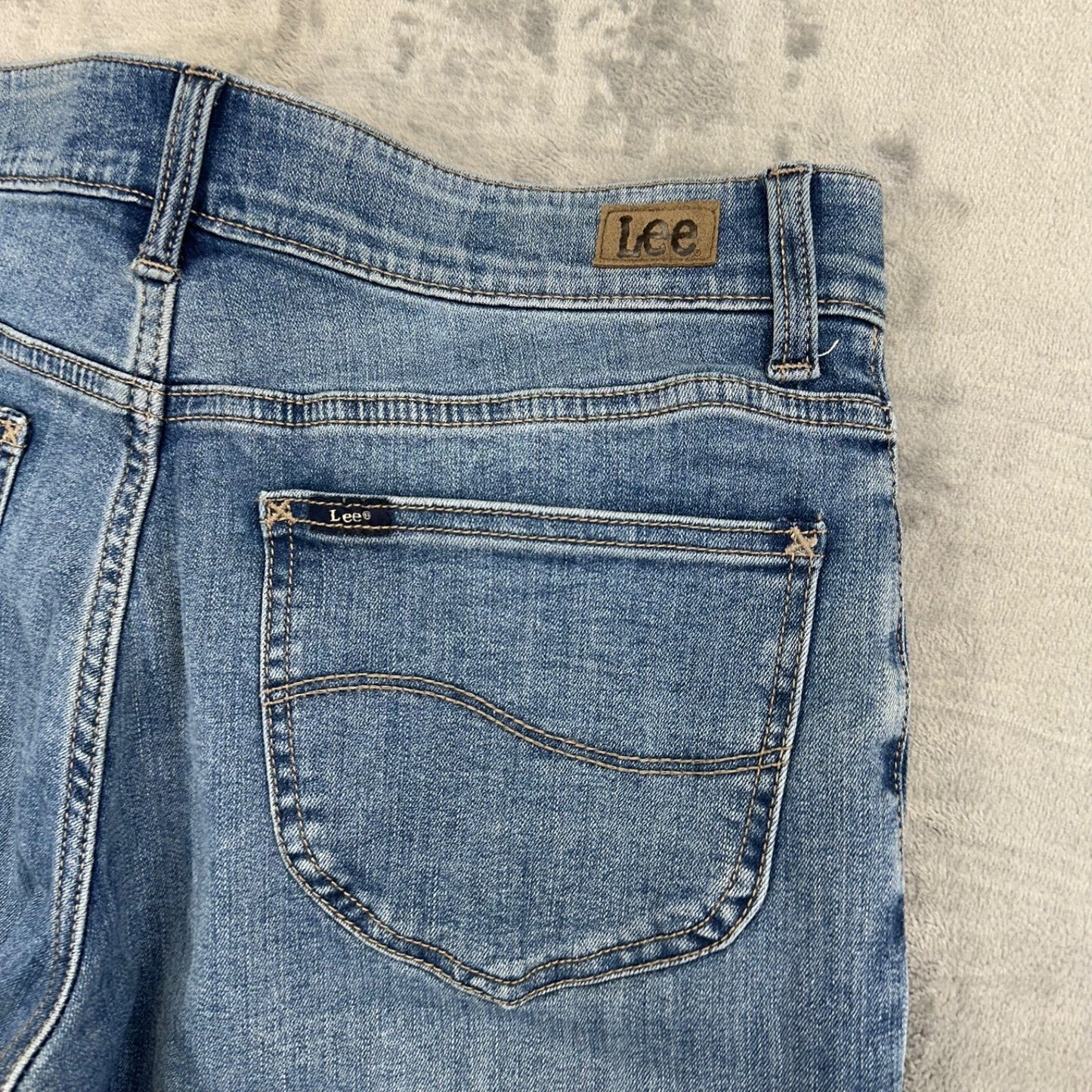 Lee Women's Flex Motion Straight Leg Jeans Size 12 Long Blue Denim