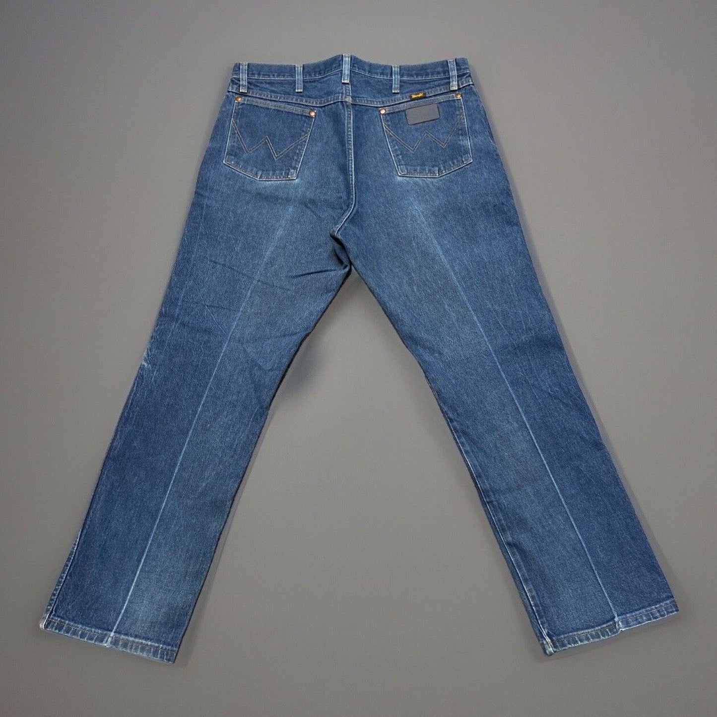 Wrangler 13MWZ Cowboy Cut Jeans Men's Size 40x32 Medium Wash Western