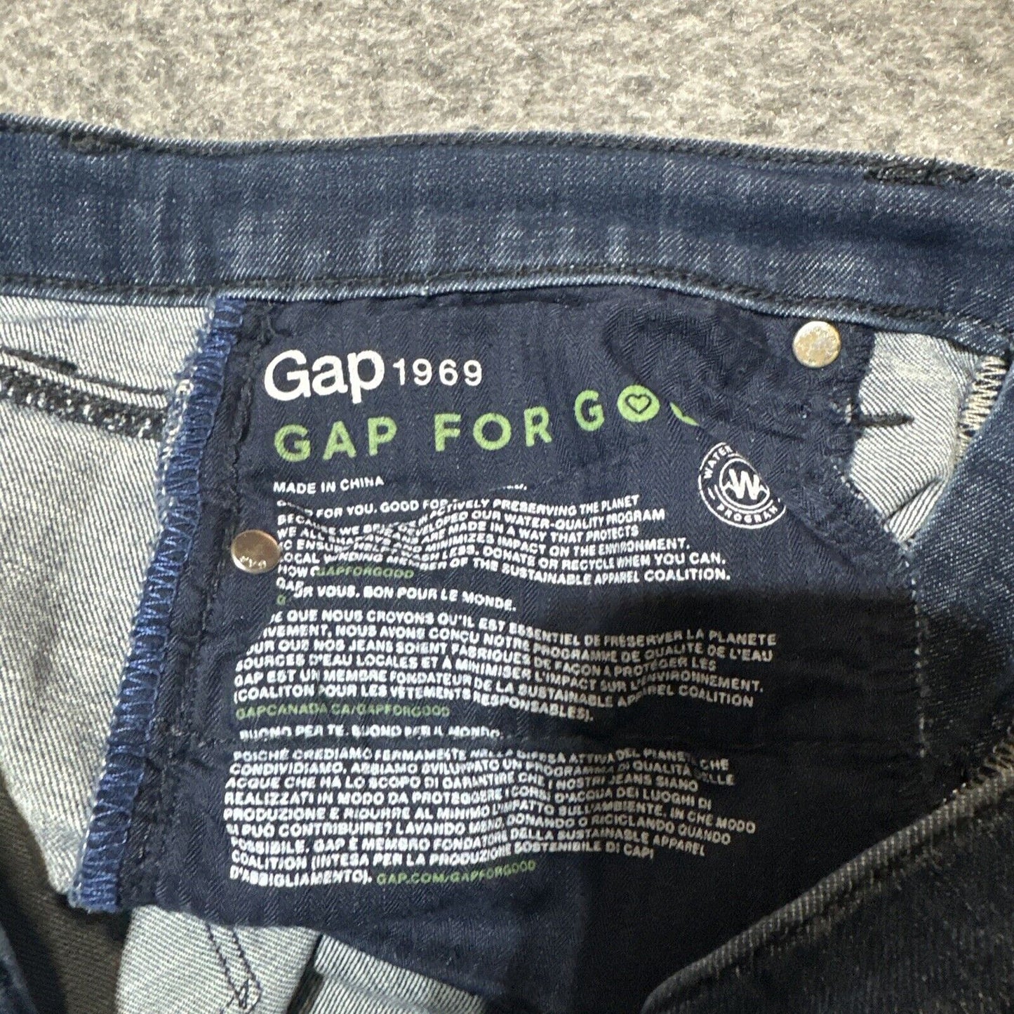 Gap 1969 True Skinny Jeans 30R Super High Rise Dark Wash Blue Distressed