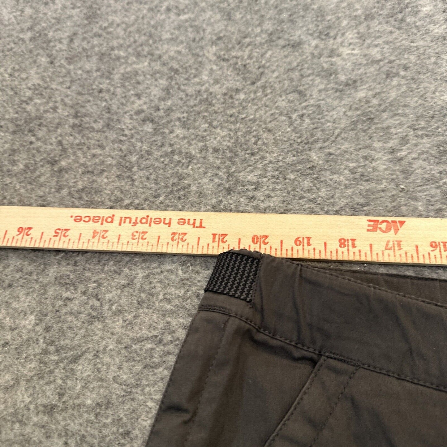 The BC Clothing Co. Men's Reversible Hiking Cargo Pants Size 30 Brown Dark