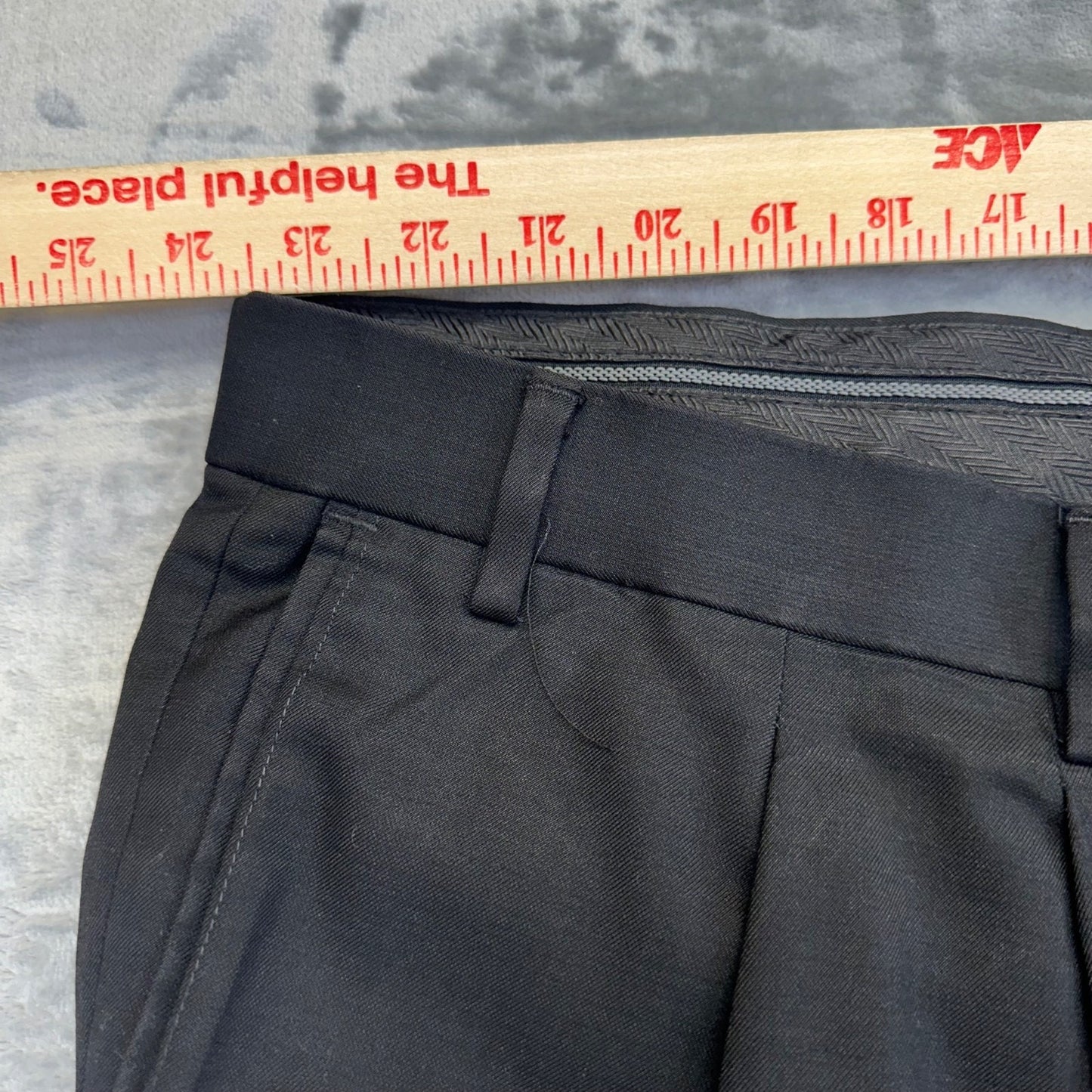 Roundtree & Yorke Men's Pleated Dress Pants 48x32 Black