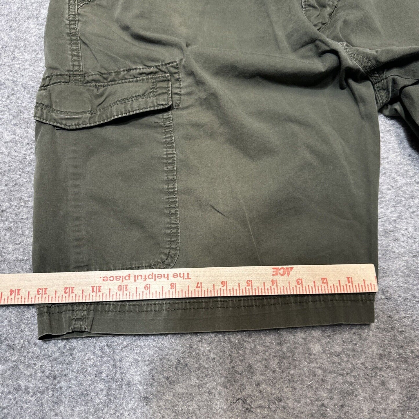 UNIONBAY Men's Cargo Shorts Size 42 Green Shorts