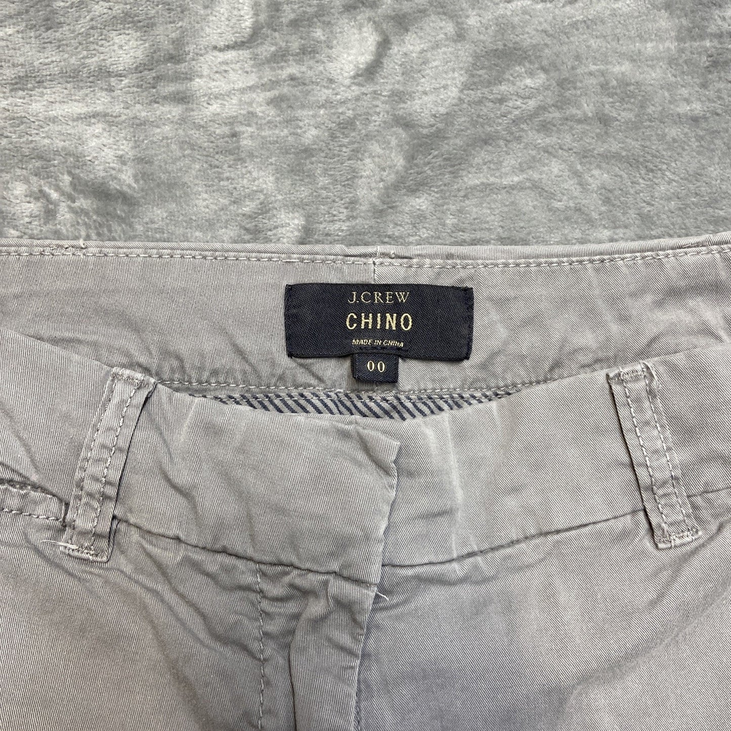 J. Crew Low Rise Chino Shorts Women's Size 00 Gray Classic Khaki