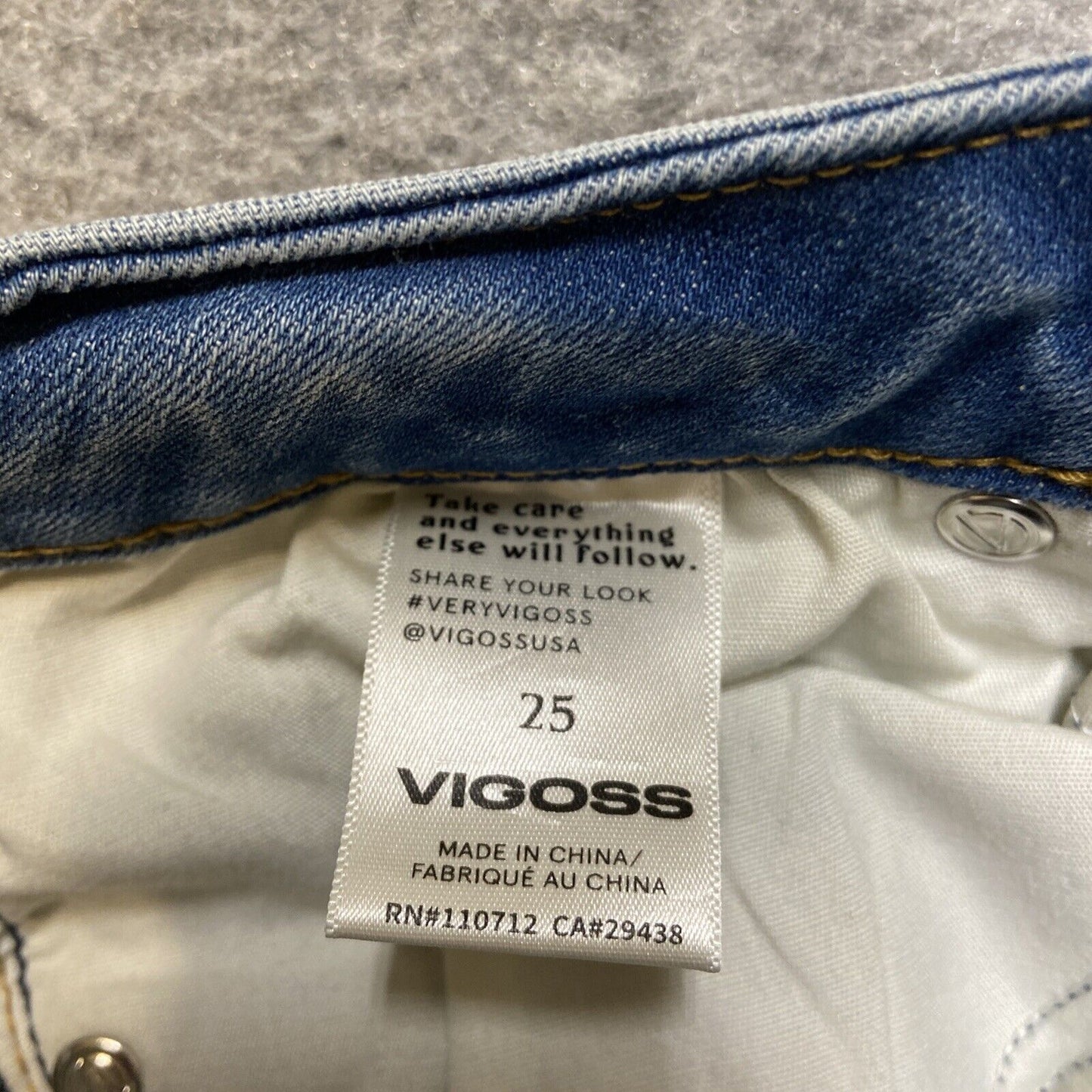 New Vigoss Distressed Thompson Tomboy Skinny Jeans Women's 25 Light Blue Faded