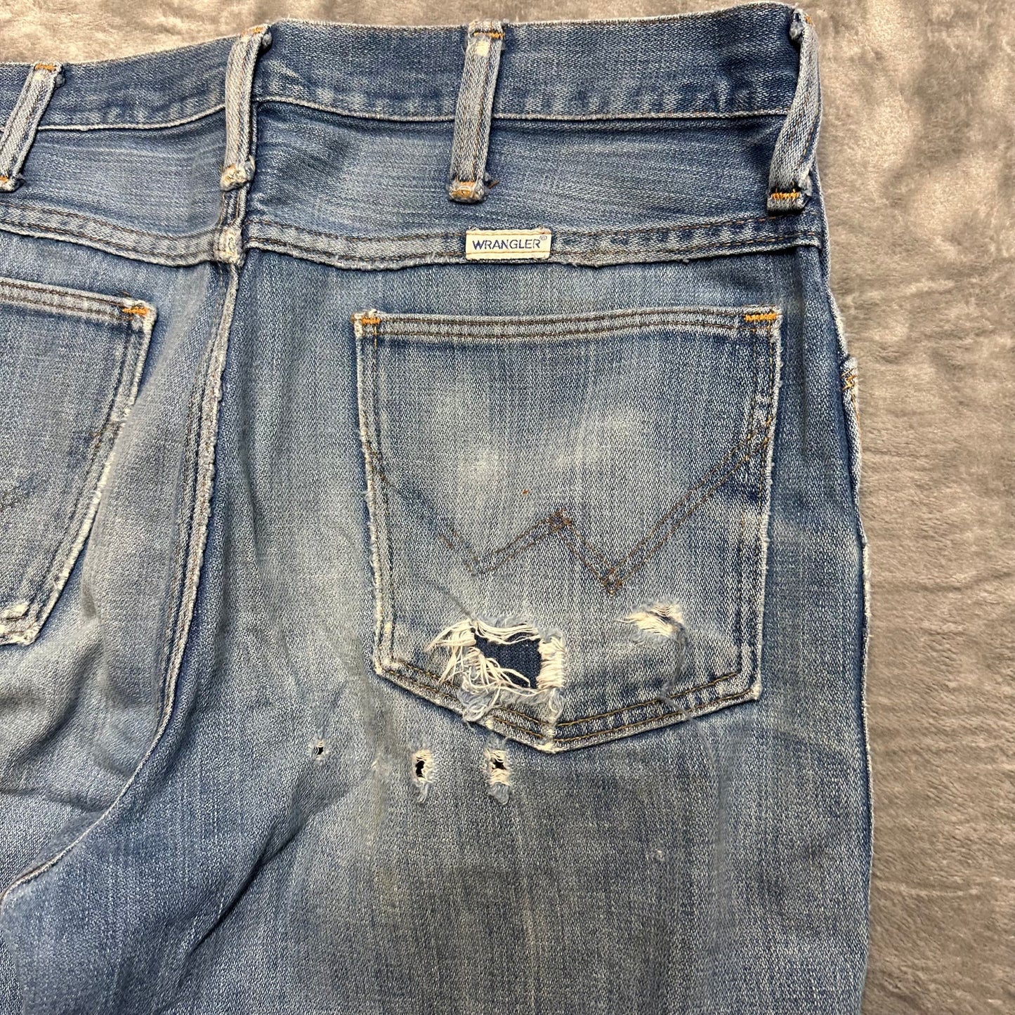 Wrangler Distressed Bootcut Jeans Mens Size 33 Blue Denim