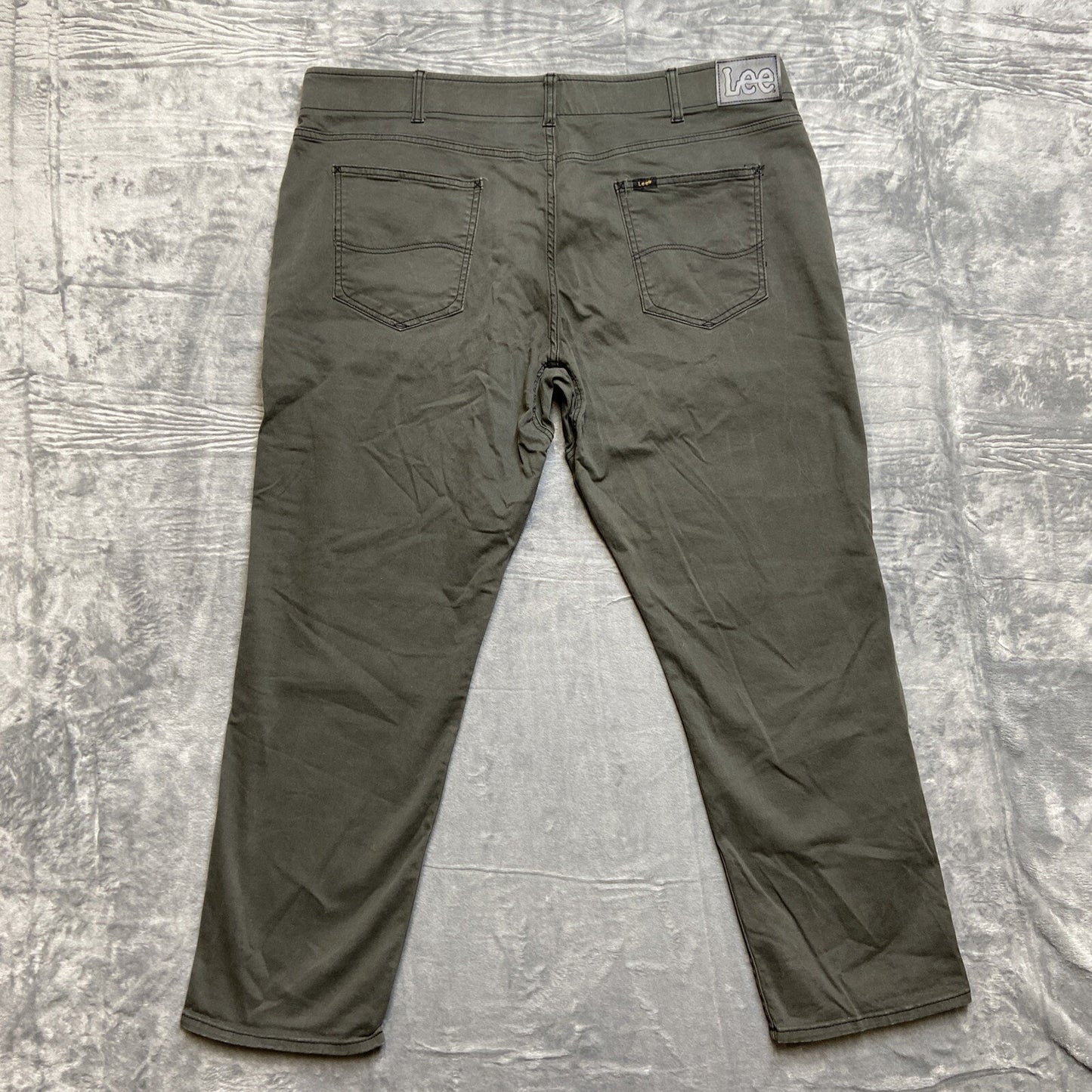 Lee Extreme Motion Skinny Pants Men’s Size 42x30 Gray Pants